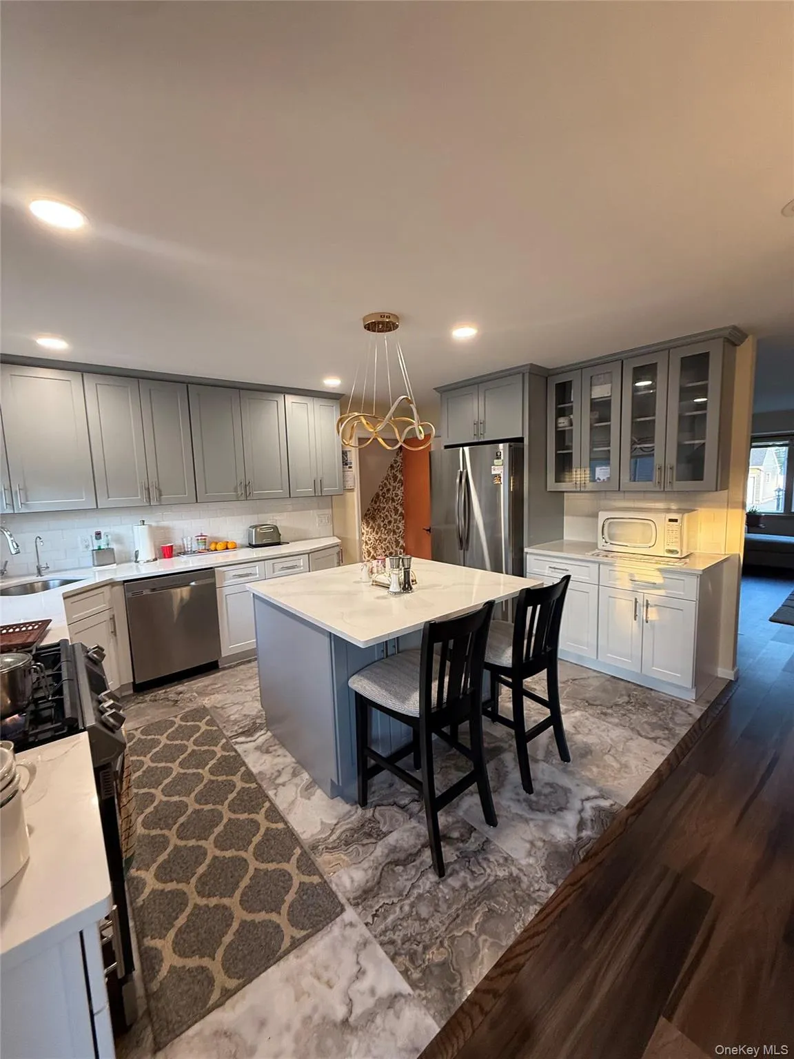 28 Peachtree Lane, Oyster Bay, NY, 3 Bedrooms Bedrooms, 9 Rooms Rooms,2 BathroomsBathrooms,Residential Lease,For Rent,Peachtree,0,1021083 28 Peachtree Lane, Oyster Bay, NY, 3 Bedrooms Bedrooms, 9 Rooms Rooms,2 BathroomsBathrooms,Residential Lease,For Rent,Peachtree,0,1021083