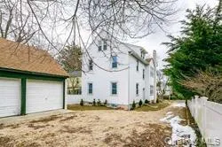 79 Onderdonk Avenue, North Hempstead, NY, 2 Bedrooms Bedrooms, 5 Rooms Rooms,1 BathroomBathrooms,Residential Lease,For Rent,Onderdonk,0,1021086 79 Onderdonk Avenue, North Hempstead, NY, 2 Bedrooms Bedrooms, 5 Rooms Rooms,1 BathroomBathrooms,Residential Lease,For Rent,Onderdonk,0,1021086