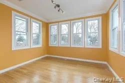 79 Onderdonk Avenue, North Hempstead, NY, 2 Bedrooms Bedrooms, 5 Rooms Rooms,1 BathroomBathrooms,Residential Lease,For Rent,Onderdonk,0,1021086 79 Onderdonk Avenue, North Hempstead, NY, 2 Bedrooms Bedrooms, 5 Rooms Rooms,1 BathroomBathrooms,Residential Lease,For Rent,Onderdonk,0,1021086