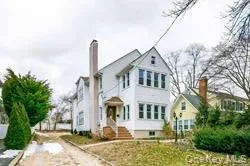 79 Onderdonk Avenue, North Hempstead, NY, 2 Bedrooms Bedrooms, 5 Rooms Rooms,1 BathroomBathrooms,Residential Lease,For Rent,Onderdonk,0,1021086 79 Onderdonk Avenue, North Hempstead, NY, 2 Bedrooms Bedrooms, 5 Rooms Rooms,1 BathroomBathrooms,Residential Lease,For Rent,Onderdonk,0,1021086