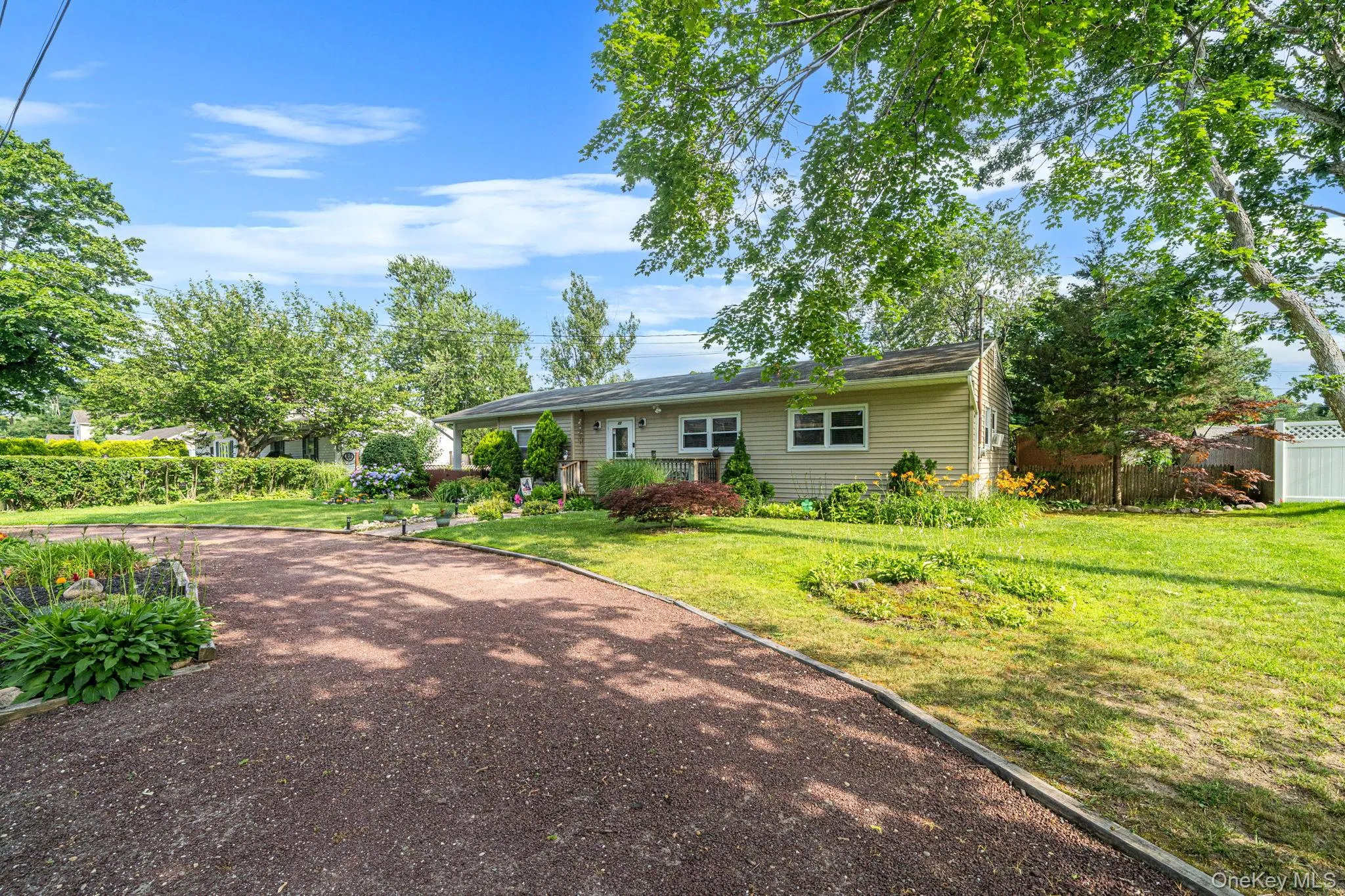 22 Jane Street, Brookhaven, NY, 3 Bedrooms Bedrooms, 7 Rooms Rooms,1 BathroomBathrooms,Residential,For Rent,Jane,0,1021089 22 Jane Street, Brookhaven, NY, 3 Bedrooms Bedrooms, 7 Rooms Rooms,1 BathroomBathrooms,Residential,For Rent,Jane,0,1021089