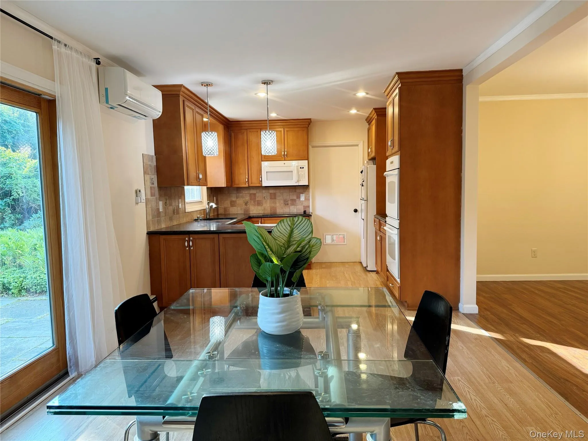 40 Seabrook Lane, Brookhaven, NY, 3 Bedrooms Bedrooms, 8 Rooms Rooms,2 BathroomsBathrooms,Residential Lease,For Rent,Seabrook,0,1021092 40 Seabrook Lane, Brookhaven, NY, 3 Bedrooms Bedrooms, 8 Rooms Rooms,2 BathroomsBathrooms,Residential Lease,For Rent,Seabrook,0,1021092