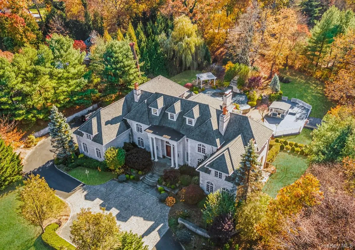 30 Arden Lane, North Hempstead, NY, 6 Bedrooms Bedrooms, 16 Rooms Rooms,6 BathroomsBathrooms,Residential Lease,For Rent,Arden,0,1021093 30 Arden Lane, North Hempstead, NY, 6 Bedrooms Bedrooms, 16 Rooms Rooms,6 BathroomsBathrooms,Residential Lease,For Rent,Arden,0,1021093