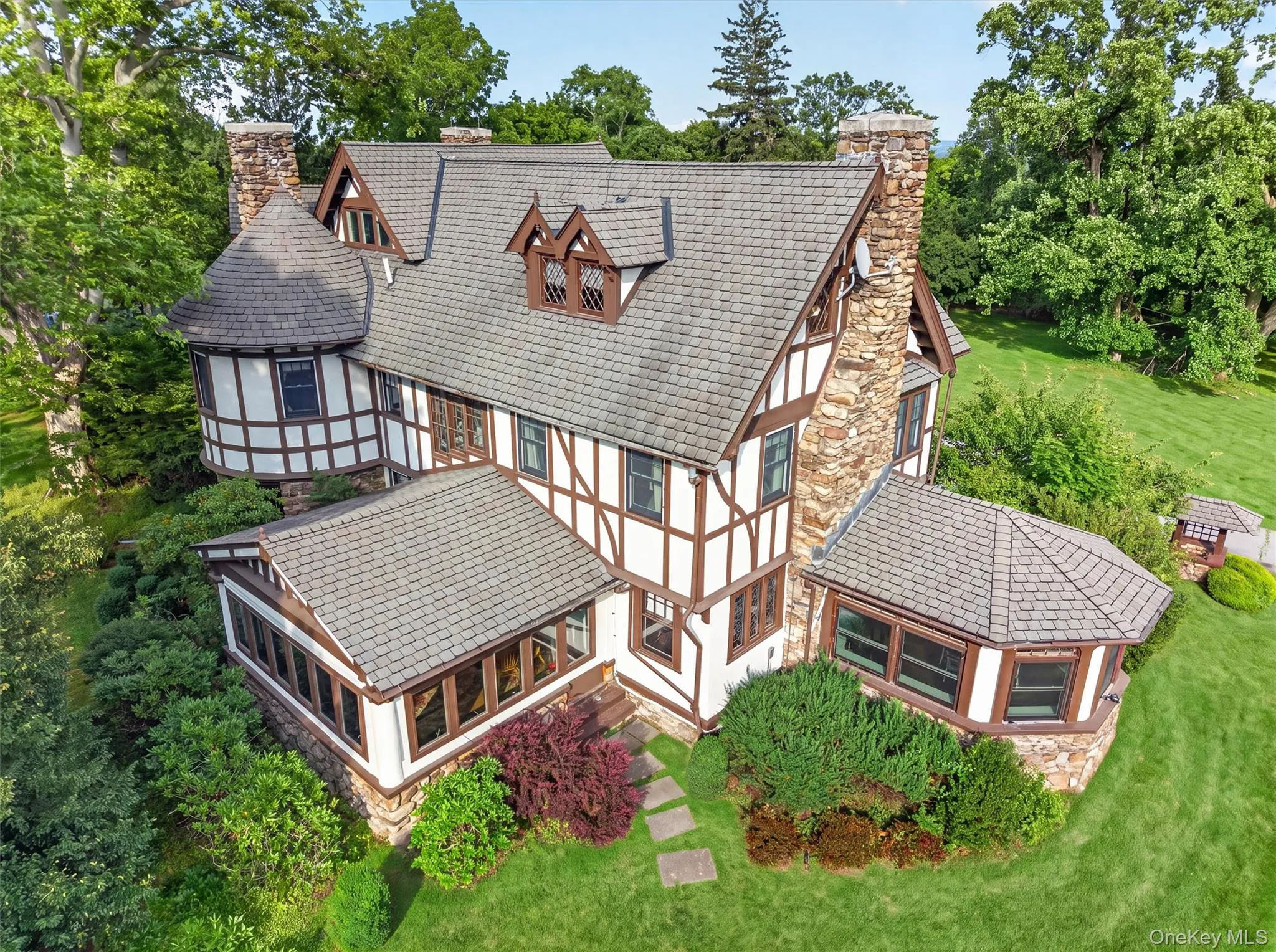 155 Arcadia Road, Goshen, NY, 18 Bedrooms Bedrooms, 40 Rooms Rooms,10 BathroomsBathrooms,Residential,For Rent,Arcadia,0,1021095 155 Arcadia Road, Goshen, NY, 18 Bedrooms Bedrooms, 40 Rooms Rooms,10 BathroomsBathrooms,Residential,For Rent,Arcadia,0,1021095