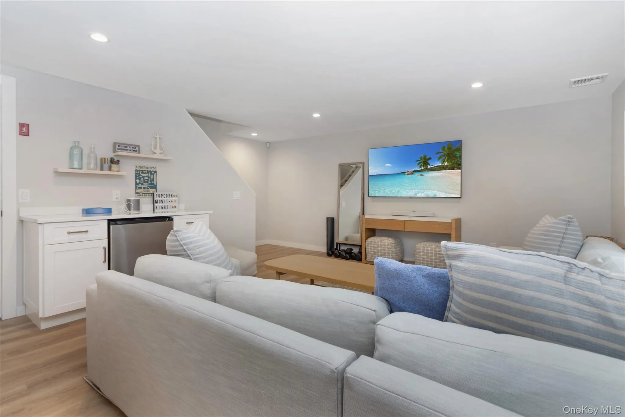 155 Bridge Street, Southold, NY, 5 Bedrooms Bedrooms, 9 Rooms Rooms,3 BathroomsBathrooms,Residential Lease,For Rent,Bridge,0,1021100 155 Bridge Street, Southold, NY, 5 Bedrooms Bedrooms, 9 Rooms Rooms,3 BathroomsBathrooms,Residential Lease,For Rent,Bridge,0,1021100