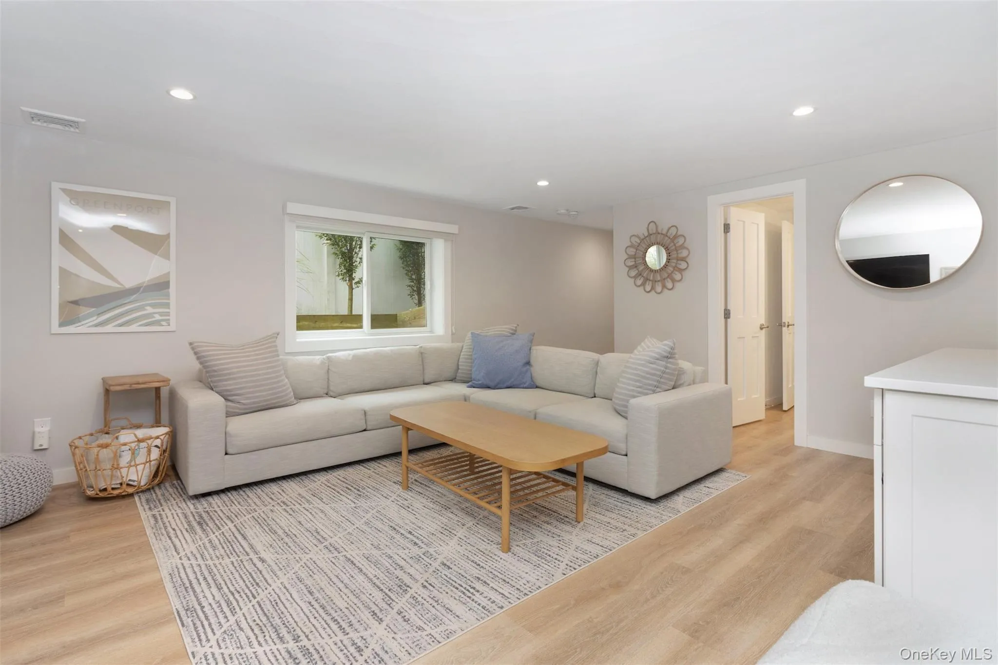 155 Bridge Street, Southold, NY, 5 Bedrooms Bedrooms, 9 Rooms Rooms,3 BathroomsBathrooms,Residential Lease,For Rent,Bridge,0,1021100 155 Bridge Street, Southold, NY, 5 Bedrooms Bedrooms, 9 Rooms Rooms,3 BathroomsBathrooms,Residential Lease,For Rent,Bridge,0,1021100
