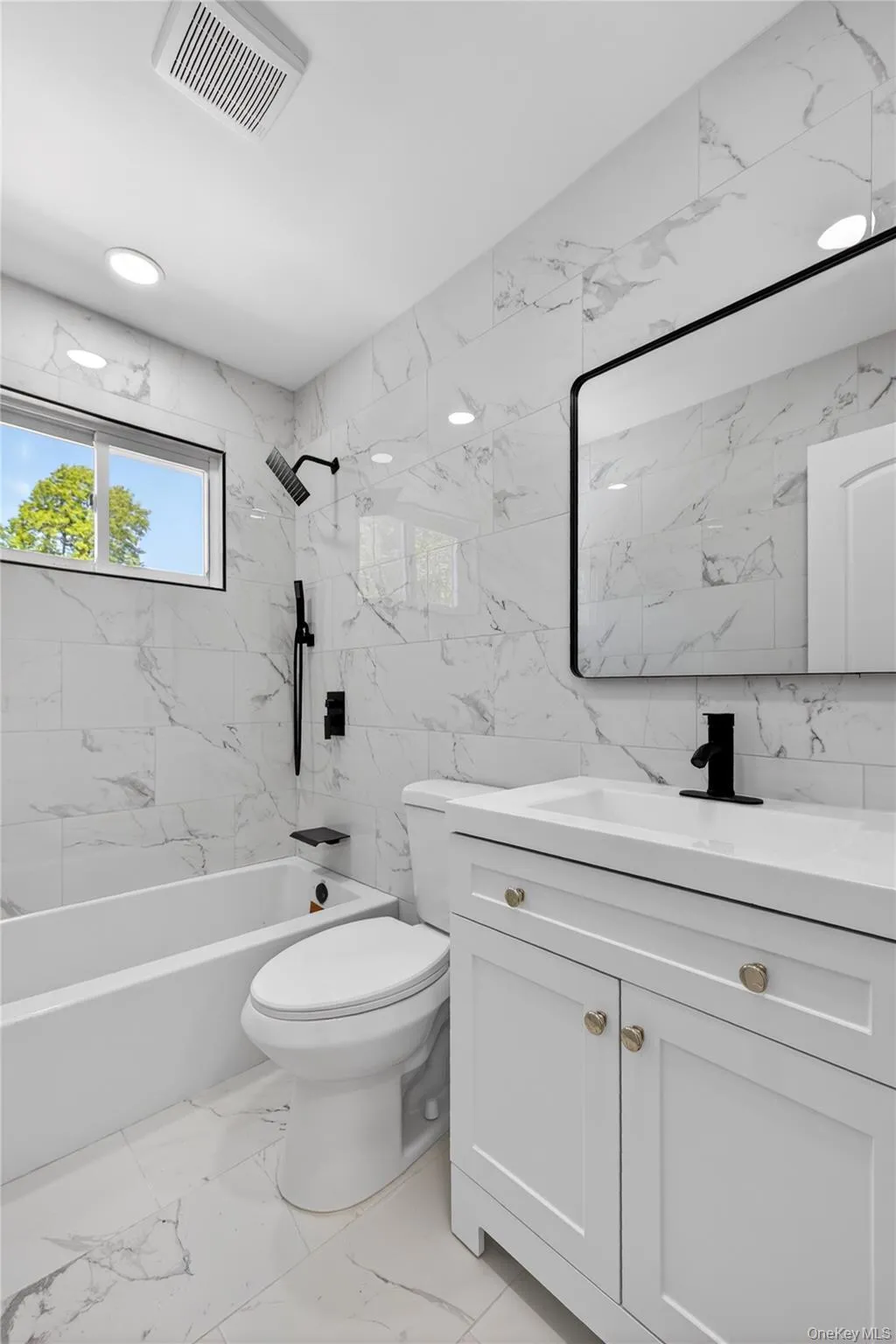 23 Champlain Street, Brookhaven, NY, 3 Bedrooms Bedrooms, 9 Rooms Rooms,2 BathroomsBathrooms,Residential,For Rent,Champlain,0,1021103 23 Champlain Street, Brookhaven, NY, 3 Bedrooms Bedrooms, 9 Rooms Rooms,2 BathroomsBathrooms,Residential,For Rent,Champlain,0,1021103