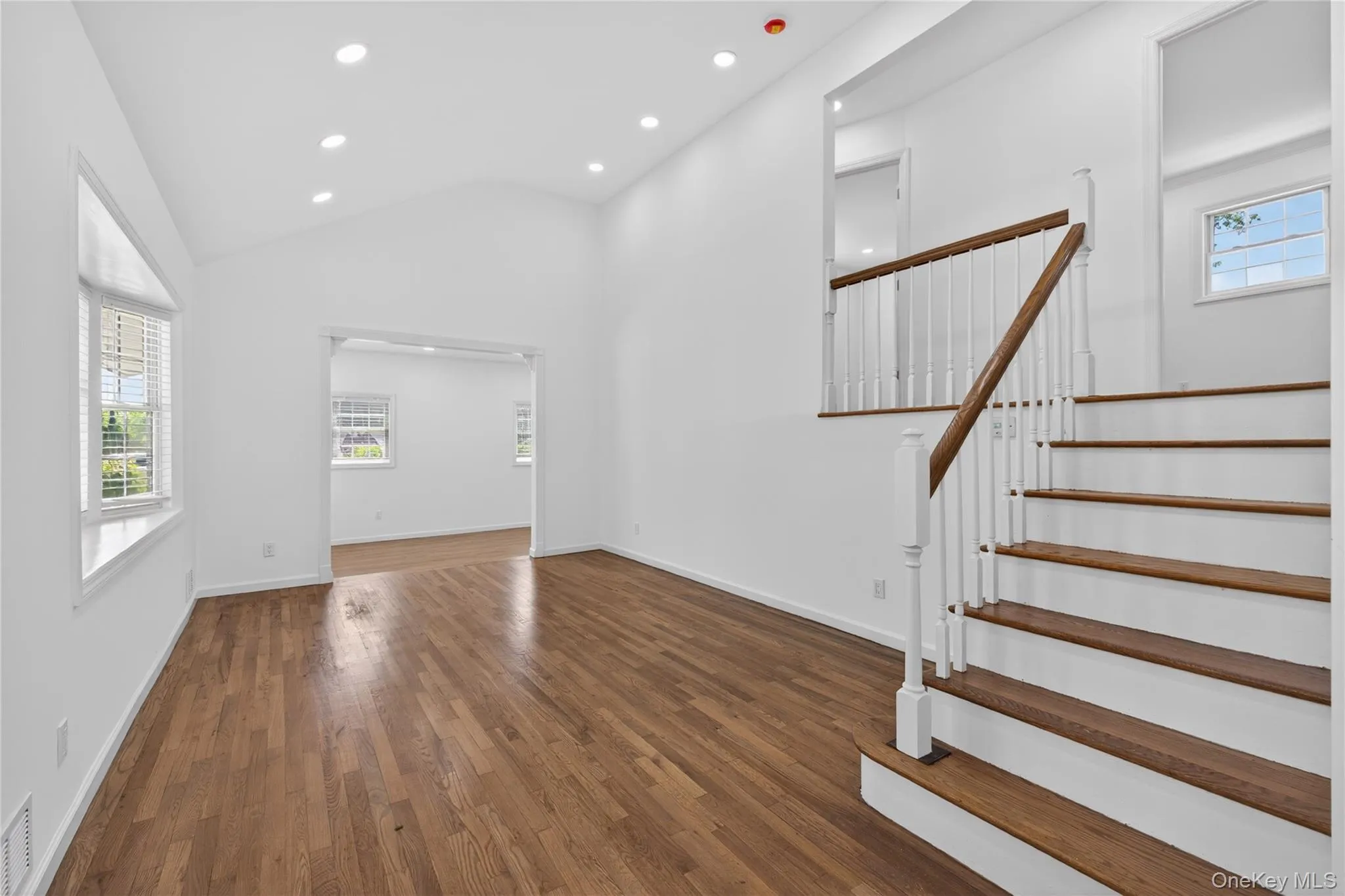 23 Champlain Street, Brookhaven, NY, 3 Bedrooms Bedrooms, 9 Rooms Rooms,2 BathroomsBathrooms,Residential,For Rent,Champlain,0,1021103 23 Champlain Street, Brookhaven, NY, 3 Bedrooms Bedrooms, 9 Rooms Rooms,2 BathroomsBathrooms,Residential,For Rent,Champlain,0,1021103