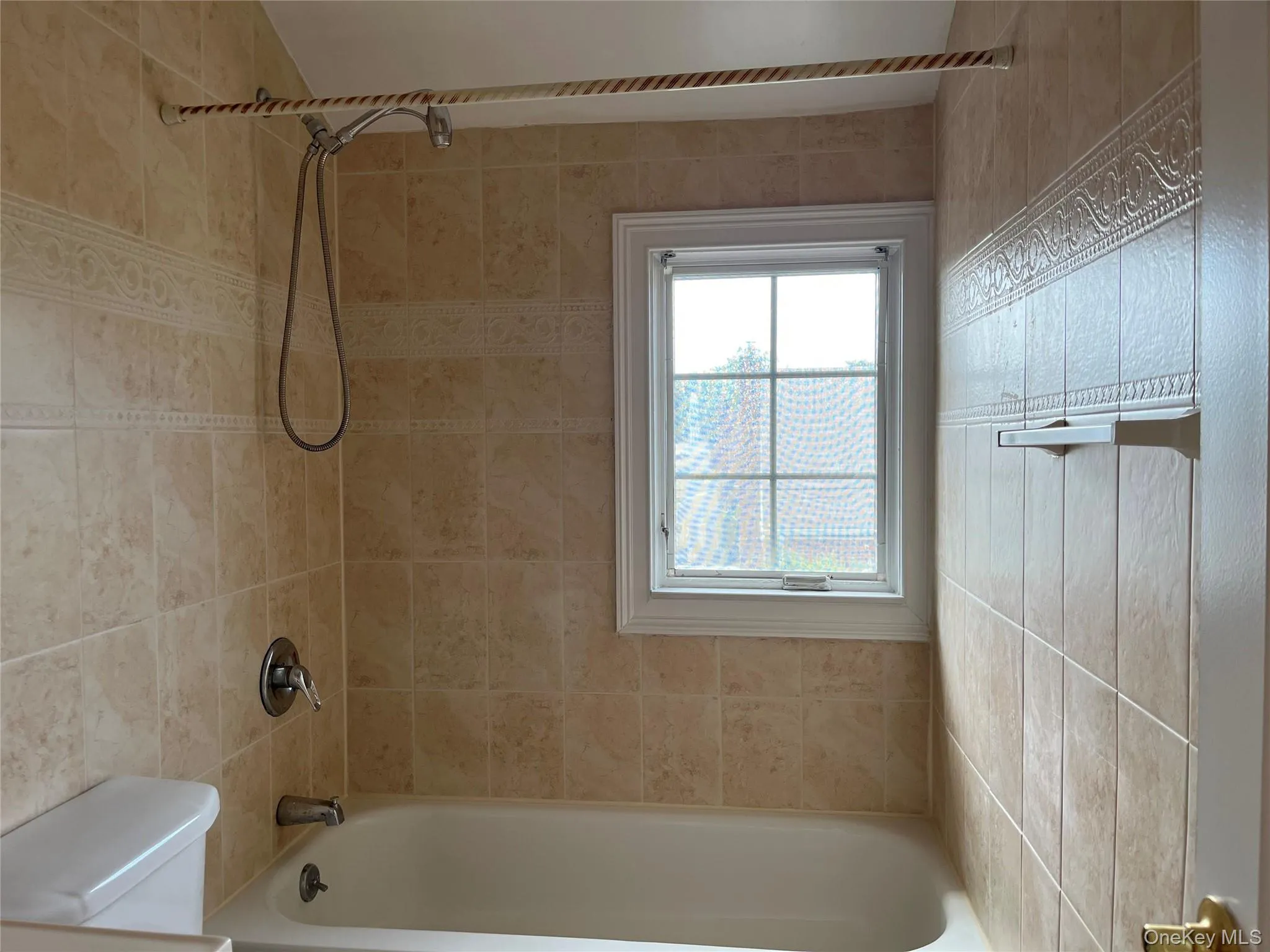 27-07 Murray Lane, New York, NY, 2 Bedrooms Bedrooms, 6 Rooms Rooms,1 BathroomBathrooms,Residential Lease,For Rent,Murray,0,1021104 27-07 Murray Lane, New York, NY, 2 Bedrooms Bedrooms, 6 Rooms Rooms,1 BathroomBathrooms,Residential Lease,For Rent,Murray,0,1021104