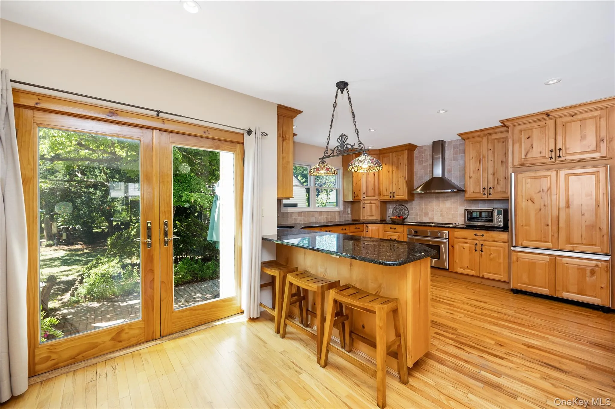 530 Elm Street, Hempstead, NY, 3 Bedrooms Bedrooms, 10 Rooms Rooms,2 BathroomsBathrooms,Residential,For Rent,Elm,0,1021110 530 Elm Street, Hempstead, NY, 3 Bedrooms Bedrooms, 10 Rooms Rooms,2 BathroomsBathrooms,Residential,For Rent,Elm,0,1021110