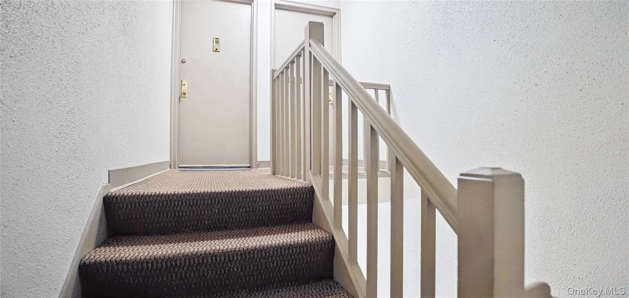 90 Avon Circle, Rye Town, NY, 1 Bedroom Bedrooms, 4 Rooms Rooms,1 BathroomBathrooms,Residential,For Rent,Avon,0,1021112 90 Avon Circle, Rye Town, NY, 1 Bedroom Bedrooms, 4 Rooms Rooms,1 BathroomBathrooms,Residential,For Rent,Avon,0,1021112