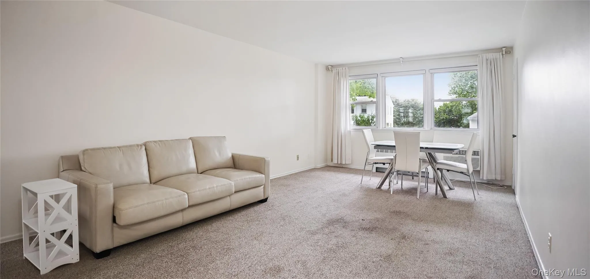 90 Avon Circle, Rye Town, NY, 1 Bedroom Bedrooms, 4 Rooms Rooms,1 BathroomBathrooms,Residential,For Rent,Avon,0,1021112 90 Avon Circle, Rye Town, NY, 1 Bedroom Bedrooms, 4 Rooms Rooms,1 BathroomBathrooms,Residential,For Rent,Avon,0,1021112