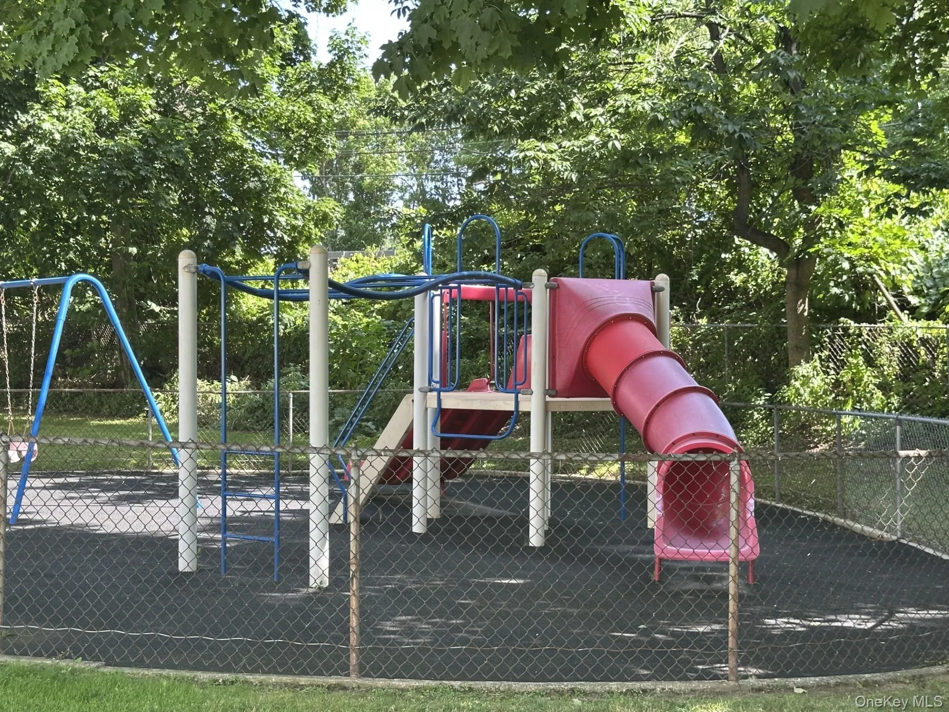 90 Avon Circle, Rye Town, NY, 1 Bedroom Bedrooms, 4 Rooms Rooms,1 BathroomBathrooms,Residential,For Rent,Avon,0,1021112 90 Avon Circle, Rye Town, NY, 1 Bedroom Bedrooms, 4 Rooms Rooms,1 BathroomBathrooms,Residential,For Rent,Avon,0,1021112