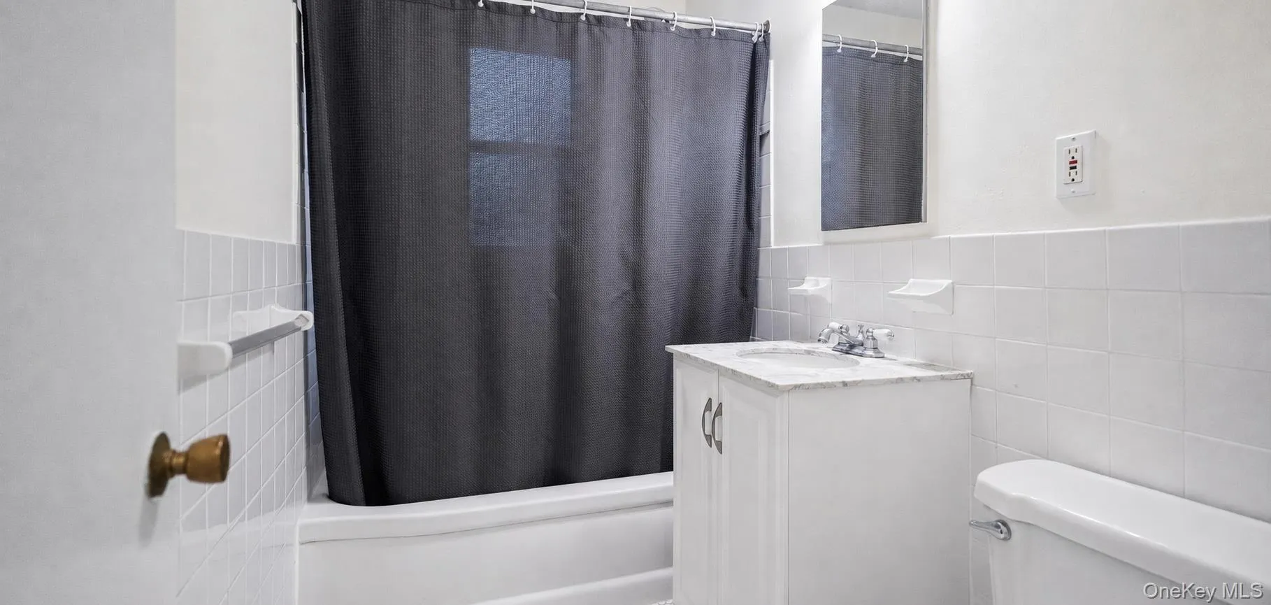90 Avon Circle, Rye Town, NY, 1 Bedroom Bedrooms, 4 Rooms Rooms,1 BathroomBathrooms,Residential,For Rent,Avon,0,1021112 90 Avon Circle, Rye Town, NY, 1 Bedroom Bedrooms, 4 Rooms Rooms,1 BathroomBathrooms,Residential,For Rent,Avon,0,1021112