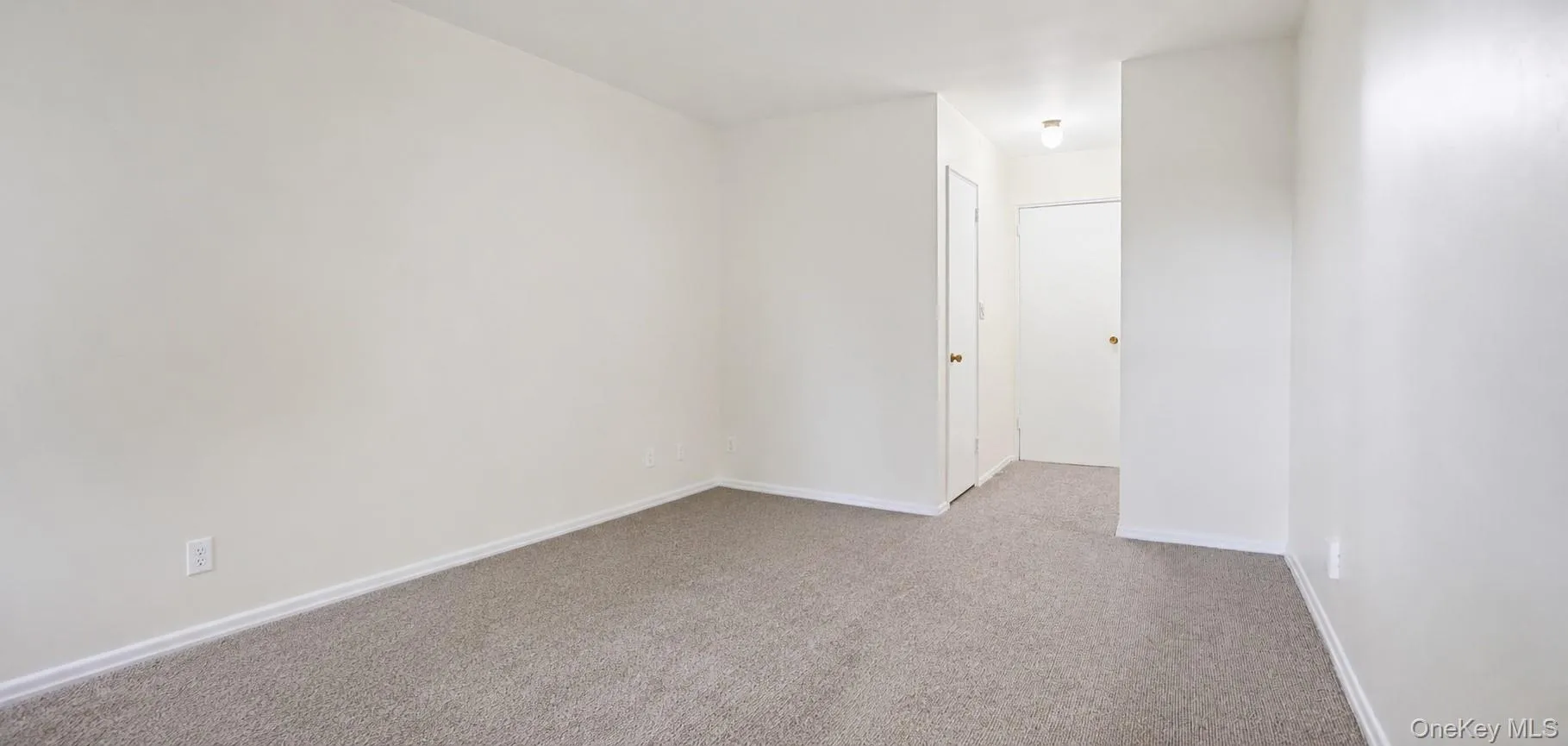 90 Avon Circle, Rye Town, NY, 1 Bedroom Bedrooms, 4 Rooms Rooms,1 BathroomBathrooms,Residential,For Rent,Avon,0,1021112 90 Avon Circle, Rye Town, NY, 1 Bedroom Bedrooms, 4 Rooms Rooms,1 BathroomBathrooms,Residential,For Rent,Avon,0,1021112