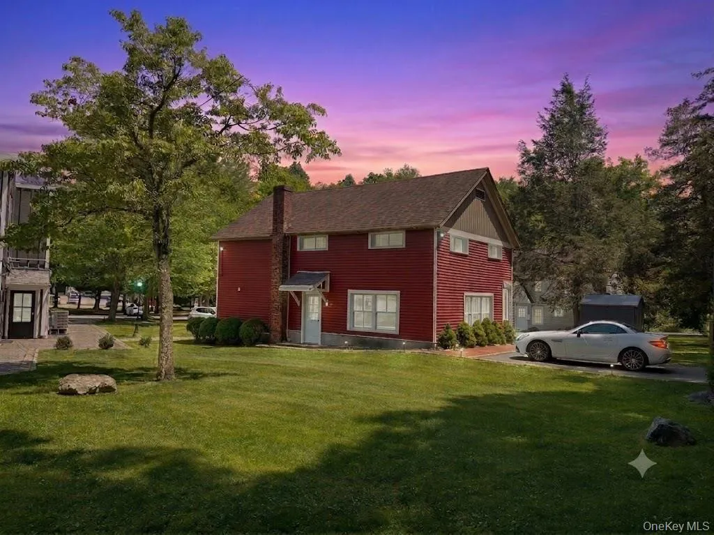 A welcoming setting with a large lawn to enjoy. AI enhanced skies. A welcoming setting with a large lawn to enjoy. AI enhanced skies.