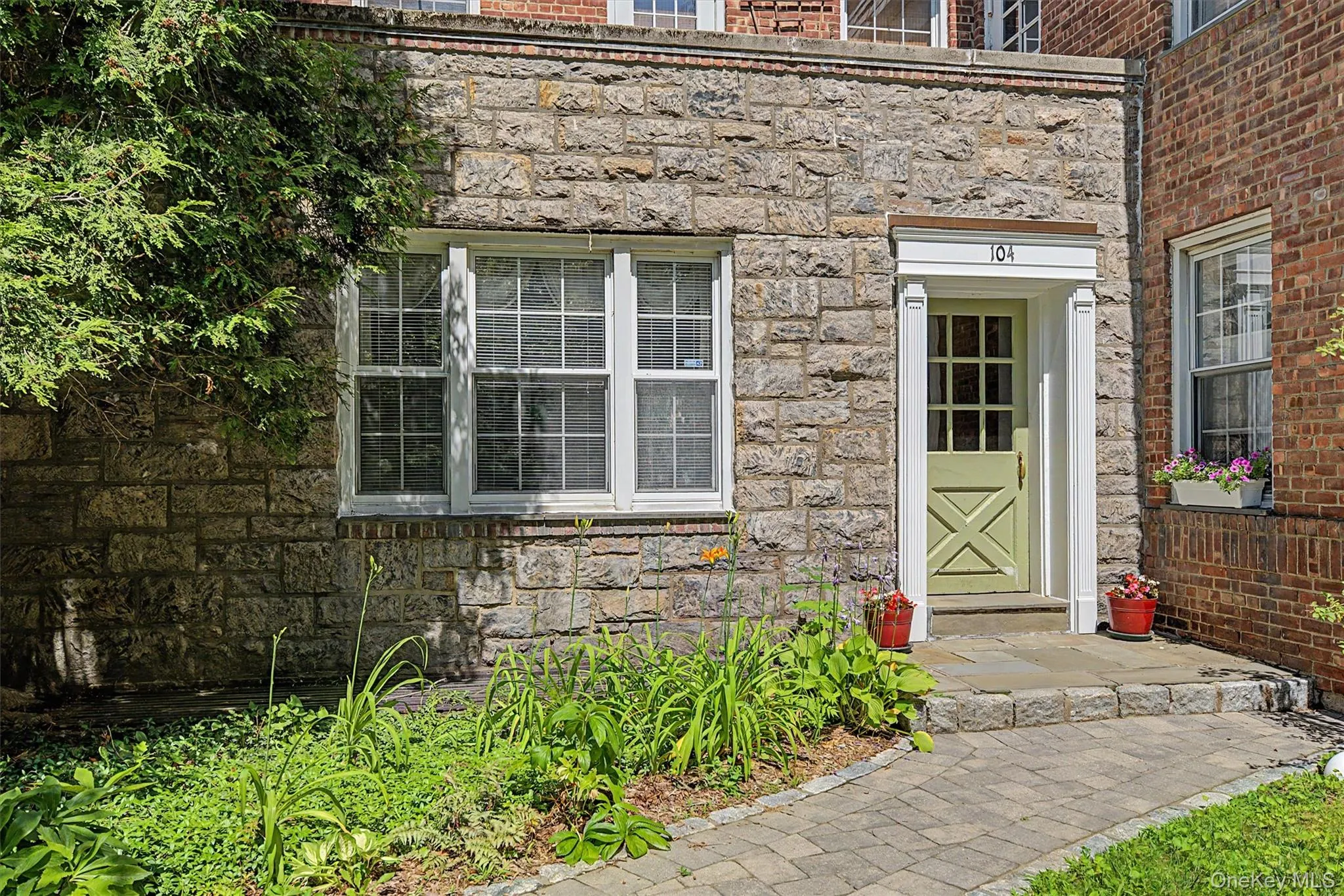 104 Pinewood Rd, Greenburgh, NY, 1 Bedroom Bedrooms, 4 Rooms Rooms,1 BathroomBathrooms,Residential,For Rent,Pinewood Rd,0,1021119 104 Pinewood Rd, Greenburgh, NY, 1 Bedroom Bedrooms, 4 Rooms Rooms,1 BathroomBathrooms,Residential,For Rent,Pinewood Rd,0,1021119