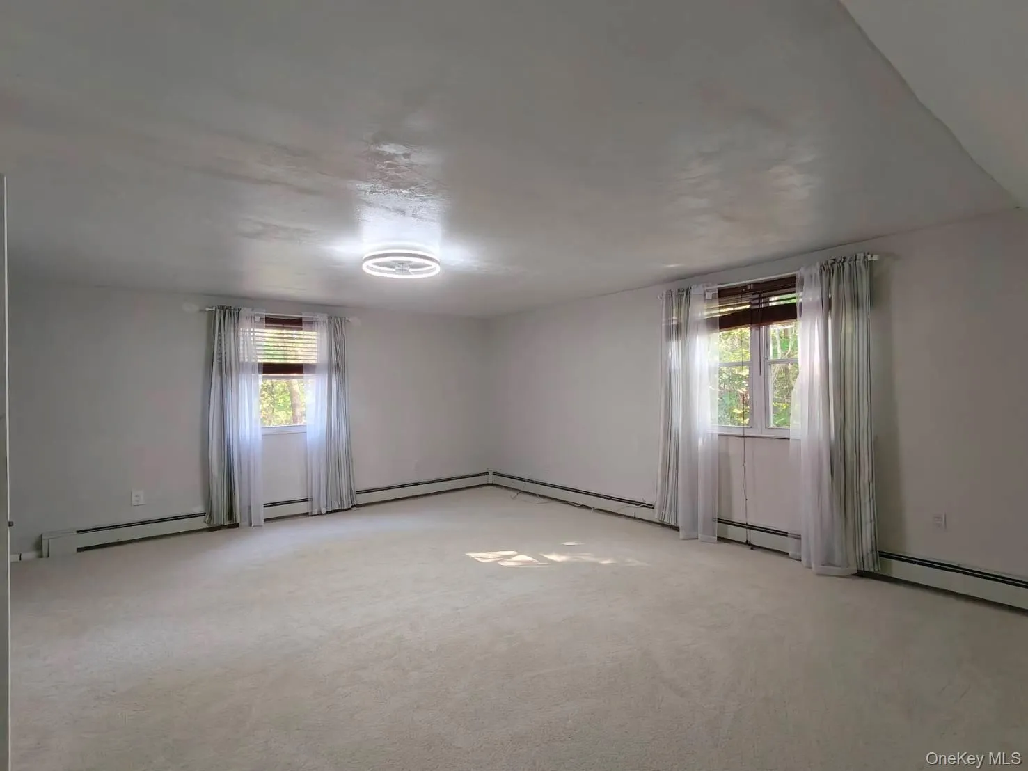 6 Howe Court, Brookhaven, NY, 3 Bedrooms Bedrooms, 7 Rooms Rooms,2 BathroomsBathrooms,Residential Lease,For Rent,Howe,0,1021122 6 Howe Court, Brookhaven, NY, 3 Bedrooms Bedrooms, 7 Rooms Rooms,2 BathroomsBathrooms,Residential Lease,For Rent,Howe,0,1021122
