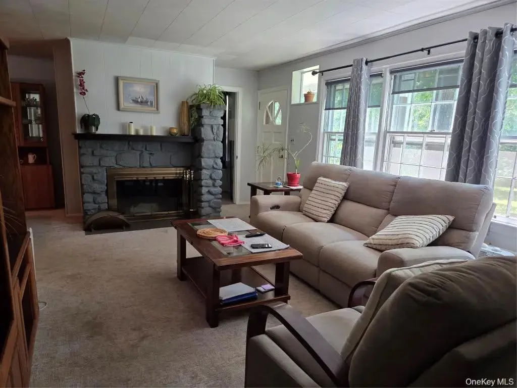 342 Coldenham Road, Montgomery, NY, 3 Bedrooms Bedrooms, 7 Rooms Rooms,1 BathroomBathrooms,Residential,For Rent,Coldenham,0,1021123 342 Coldenham Road, Montgomery, NY, 3 Bedrooms Bedrooms, 7 Rooms Rooms,1 BathroomBathrooms,Residential,For Rent,Coldenham,0,1021123