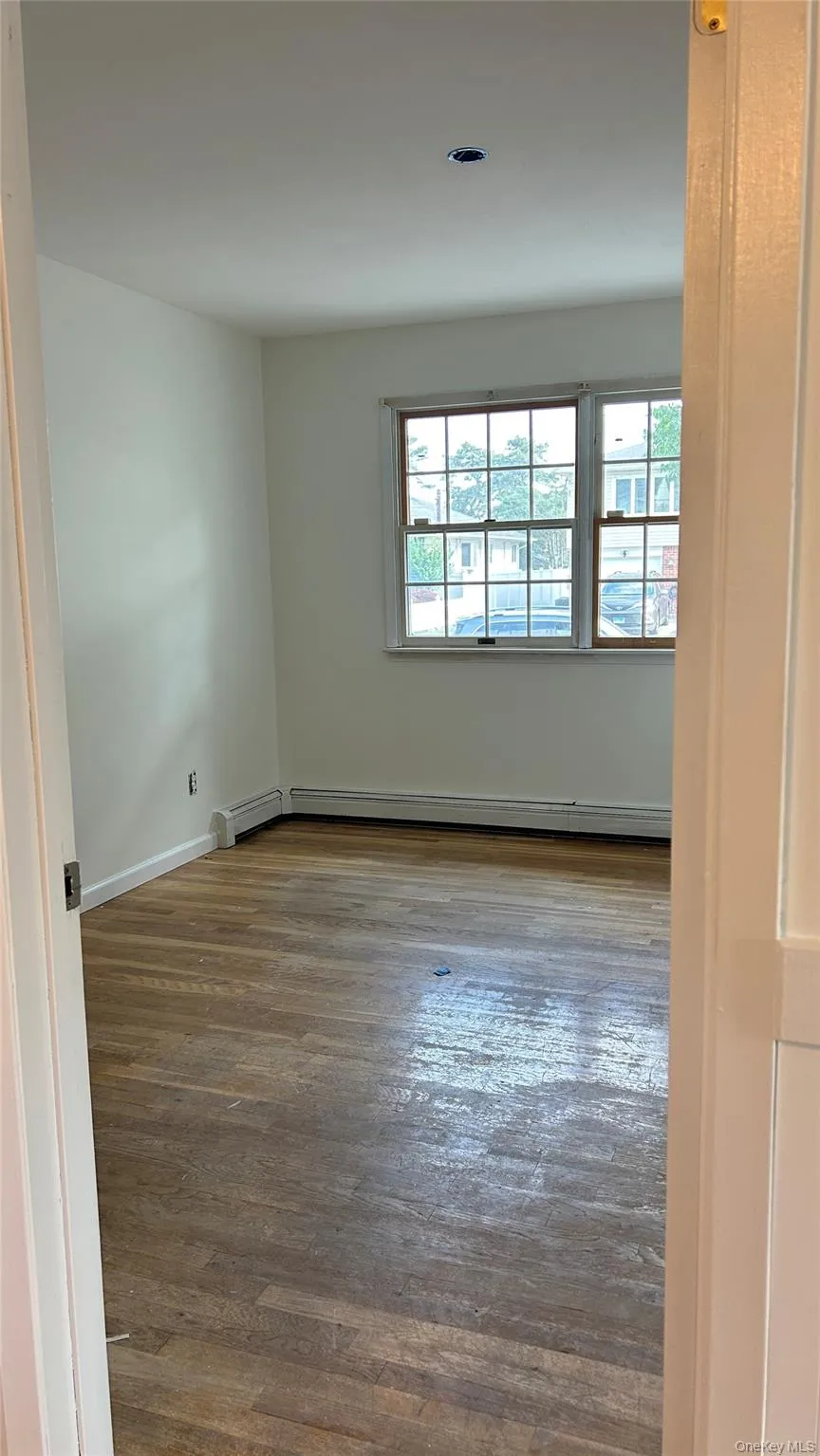 106 Harrison Avenue, Oyster Bay, NY, 2 Bedrooms Bedrooms, 4 Rooms Rooms,1 BathroomBathrooms,Residential Lease,For Rent,Harrison,0,1021124 106 Harrison Avenue, Oyster Bay, NY, 2 Bedrooms Bedrooms, 4 Rooms Rooms,1 BathroomBathrooms,Residential Lease,For Rent,Harrison,0,1021124