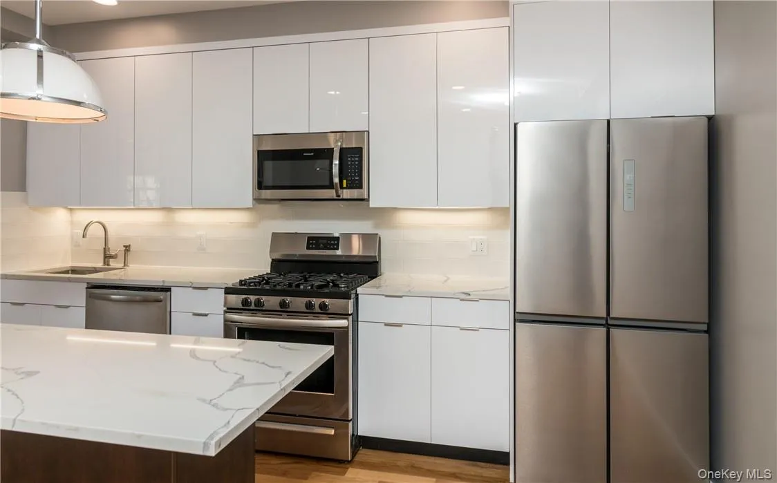 86 Main Street, Greenburgh, NY, 1 Bedroom Bedrooms, 3 Rooms Rooms,1 BathroomBathrooms,Residential Lease,For Rent,Main,0,1021128 86 Main Street, Greenburgh, NY, 1 Bedroom Bedrooms, 3 Rooms Rooms,1 BathroomBathrooms,Residential Lease,For Rent,Main,0,1021128