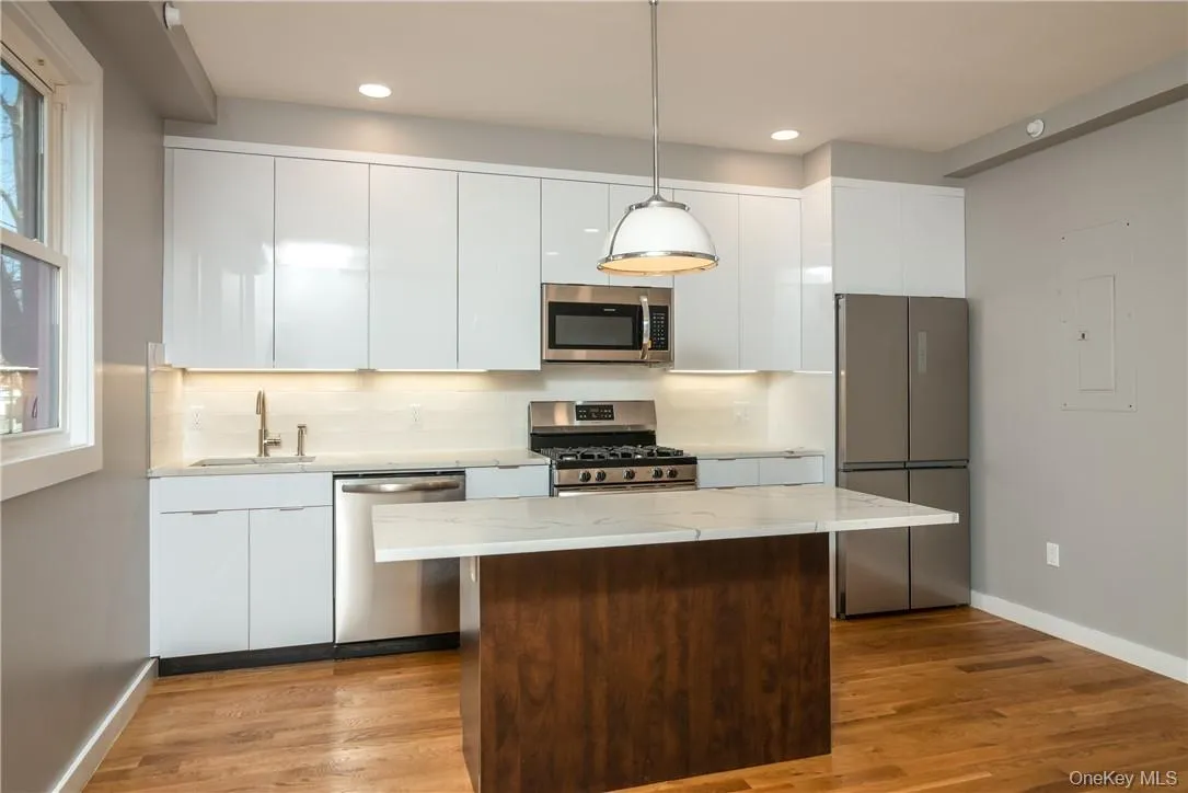 86 Main Street, Greenburgh, NY, 1 Bedroom Bedrooms, 3 Rooms Rooms,1 BathroomBathrooms,Residential Lease,For Rent,Main,0,1021128 86 Main Street, Greenburgh, NY, 1 Bedroom Bedrooms, 3 Rooms Rooms,1 BathroomBathrooms,Residential Lease,For Rent,Main,0,1021128
