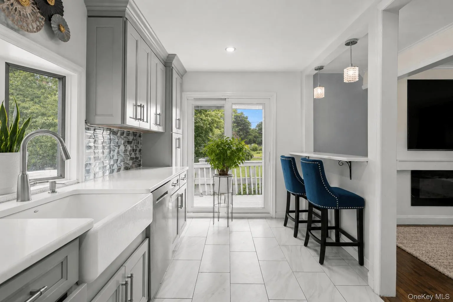 4478 Express Drive, Islip, NY, 6 Bedrooms Bedrooms, 10 Rooms Rooms,4 BathroomsBathrooms,Residential,For Rent,Express,0,1021136 4478 Express Drive, Islip, NY, 6 Bedrooms Bedrooms, 10 Rooms Rooms,4 BathroomsBathrooms,Residential,For Rent,Express,0,1021136