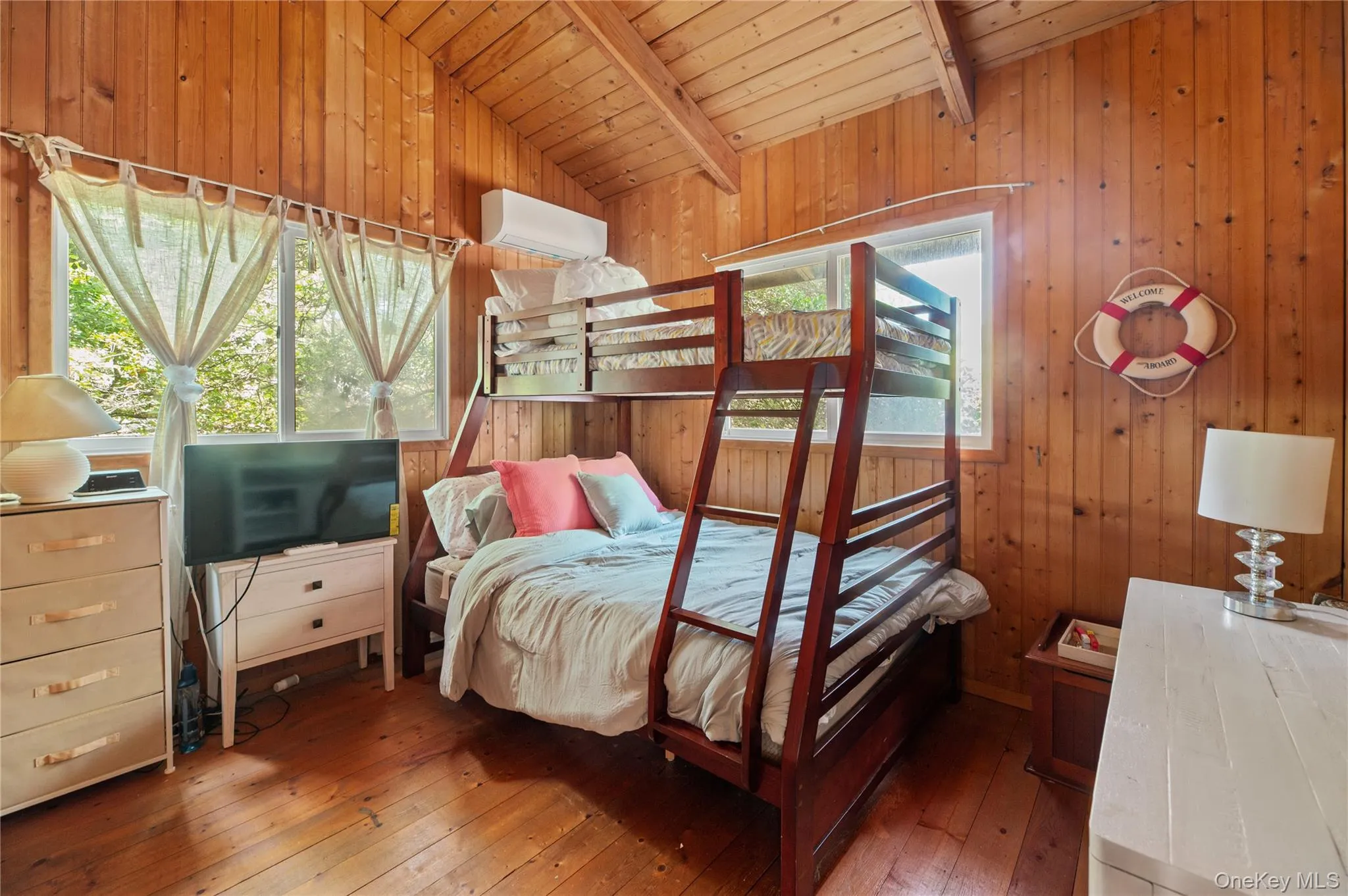 27 Ontario Street, Brookhaven, NY, 4 Bedrooms Bedrooms, 5 Rooms Rooms,2 BathroomsBathrooms,Residential,For Rent,Ontario,0,1021137 27 Ontario Street, Brookhaven, NY, 4 Bedrooms Bedrooms, 5 Rooms Rooms,2 BathroomsBathrooms,Residential,For Rent,Ontario,0,1021137