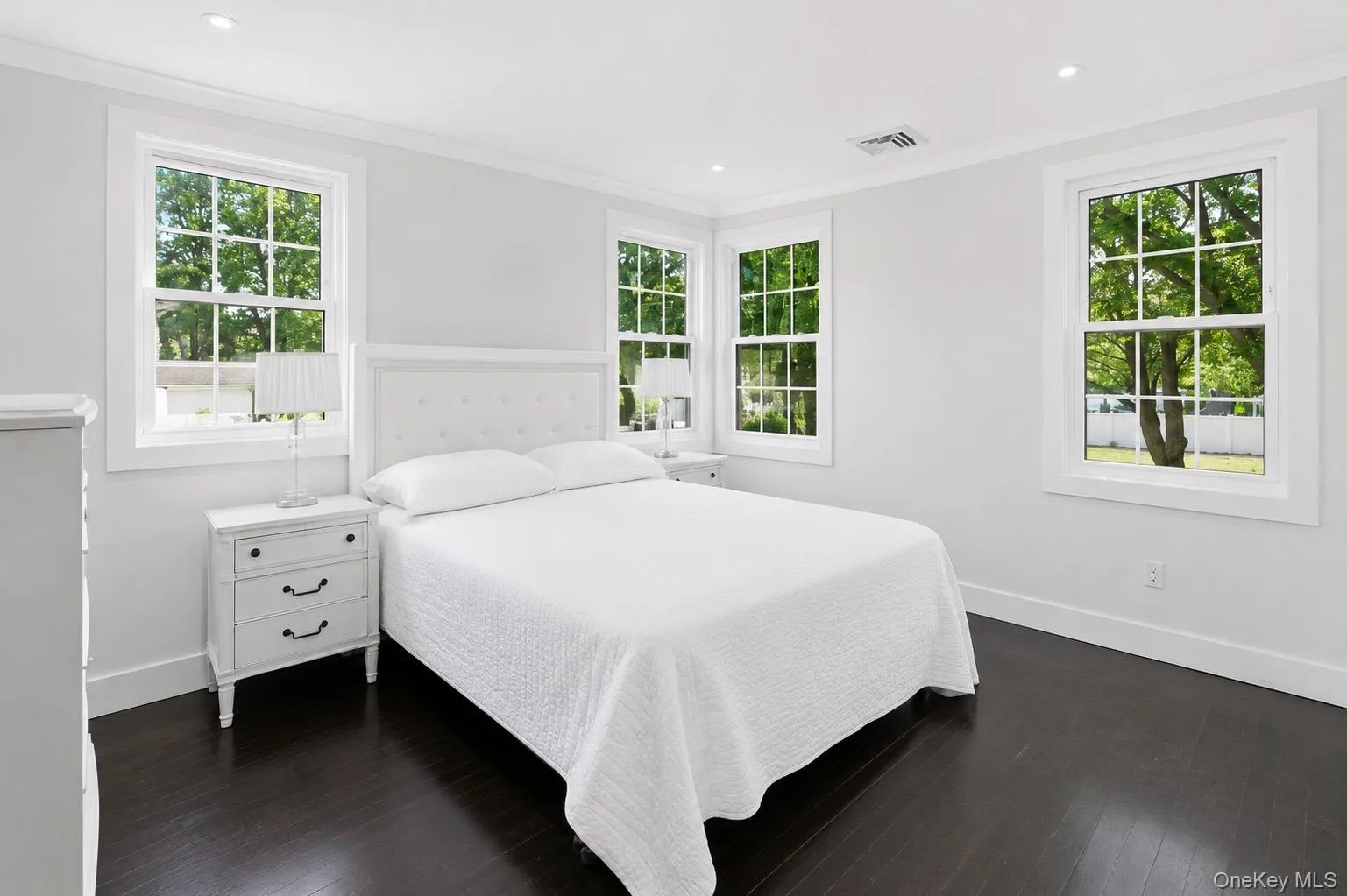 566 Locust Avenue, Islip, NY, 3 Bedrooms Bedrooms, 7 Rooms Rooms,2 BathroomsBathrooms,Residential,For Rent,Locust,0,1021139 566 Locust Avenue, Islip, NY, 3 Bedrooms Bedrooms, 7 Rooms Rooms,2 BathroomsBathrooms,Residential,For Rent,Locust,0,1021139