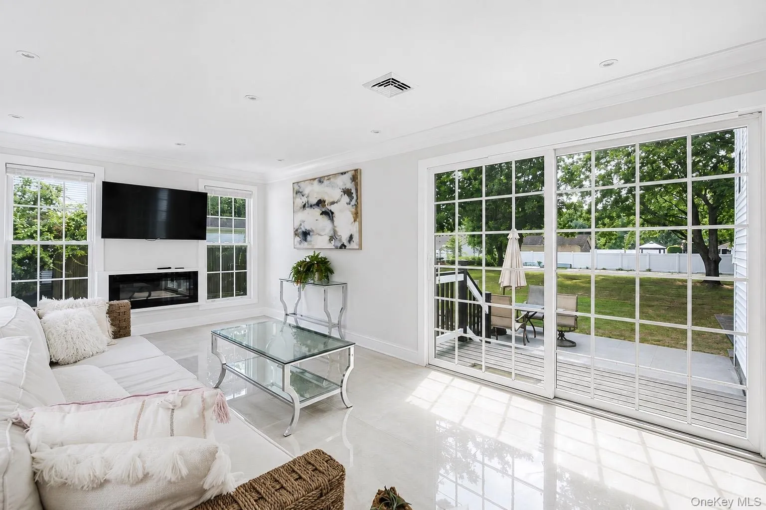 566 Locust Avenue, Islip, NY, 3 Bedrooms Bedrooms, 7 Rooms Rooms,2 BathroomsBathrooms,Residential,For Rent,Locust,0,1021139 566 Locust Avenue, Islip, NY, 3 Bedrooms Bedrooms, 7 Rooms Rooms,2 BathroomsBathrooms,Residential,For Rent,Locust,0,1021139