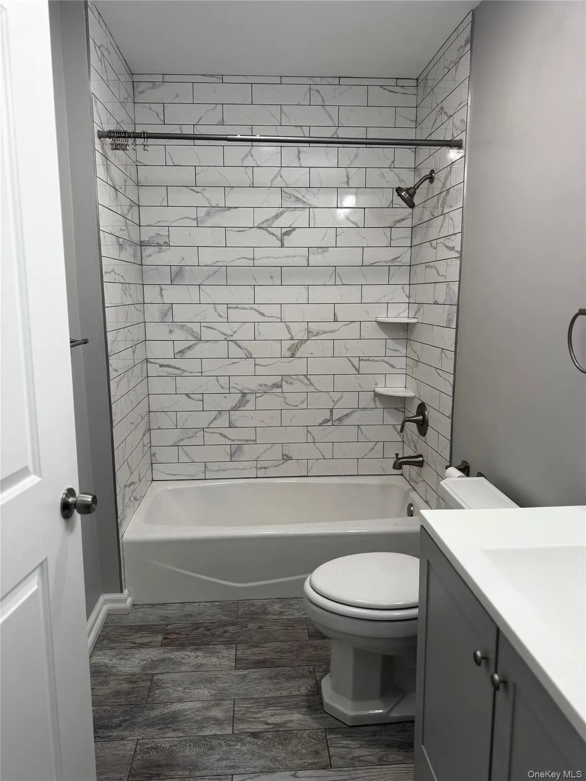 23 Collegeview Avenue, Poughkeepsie (town), NY, 1 Bedroom Bedrooms, 3 Rooms Rooms,1 BathroomBathrooms,Residential Lease,For Rent,Collegeview,0,1021141 23 Collegeview Avenue, Poughkeepsie (town), NY, 1 Bedroom Bedrooms, 3 Rooms Rooms,1 BathroomBathrooms,Residential Lease,For Rent,Collegeview,0,1021141