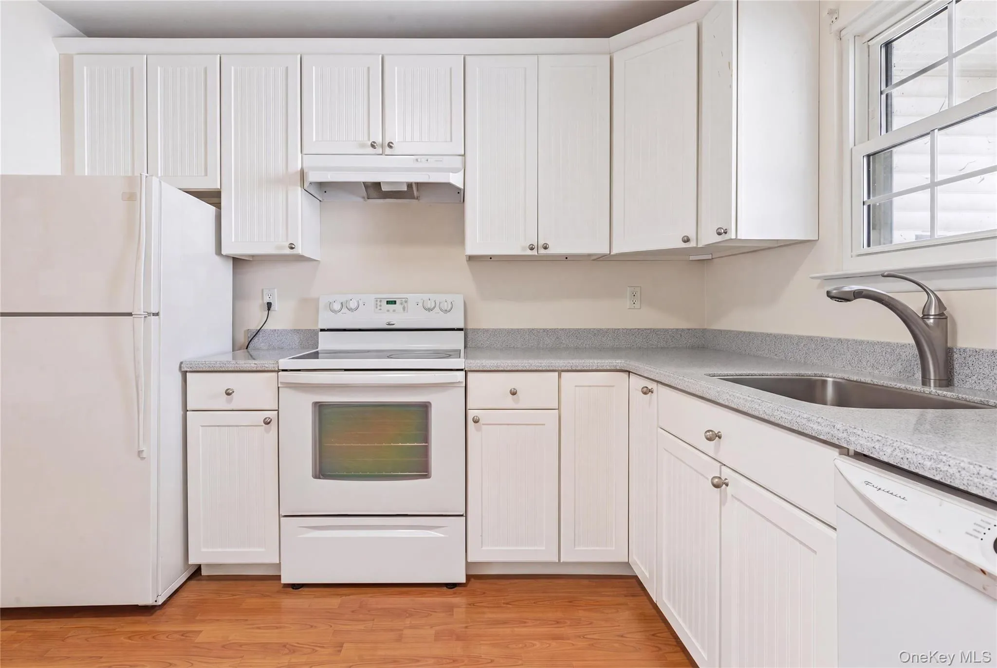 15 Forge Lane, Brookhaven, NY, 1 Bedroom Bedrooms, 4 Rooms Rooms,1 BathroomBathrooms,Residential,For Rent,Forge,0,1021143 15 Forge Lane, Brookhaven, NY, 1 Bedroom Bedrooms, 4 Rooms Rooms,1 BathroomBathrooms,Residential,For Rent,Forge,0,1021143