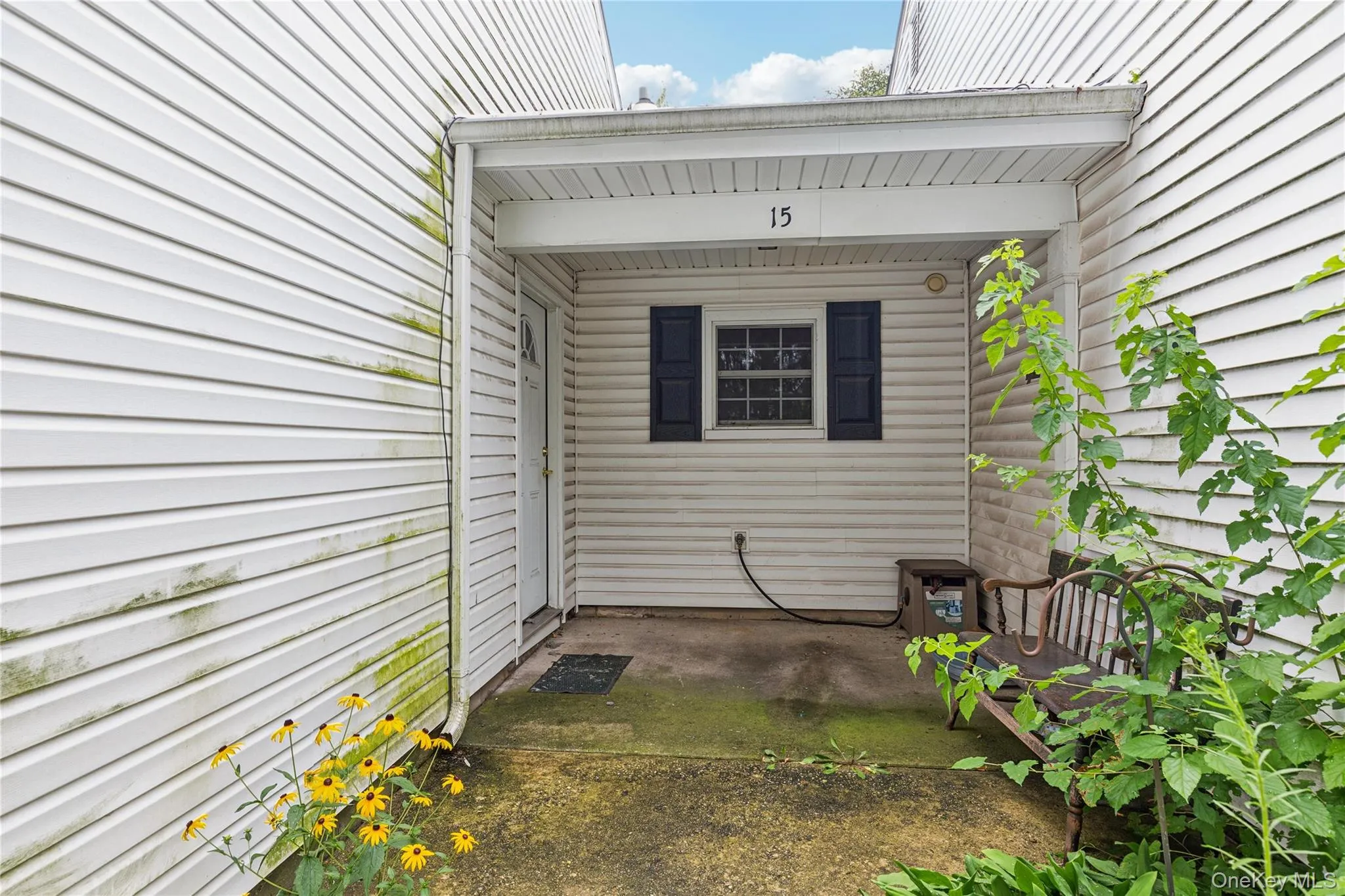 15 Forge Lane, Brookhaven, NY, 1 Bedroom Bedrooms, 4 Rooms Rooms,1 BathroomBathrooms,Residential,For Rent,Forge,0,1021143 15 Forge Lane, Brookhaven, NY, 1 Bedroom Bedrooms, 4 Rooms Rooms,1 BathroomBathrooms,Residential,For Rent,Forge,0,1021143