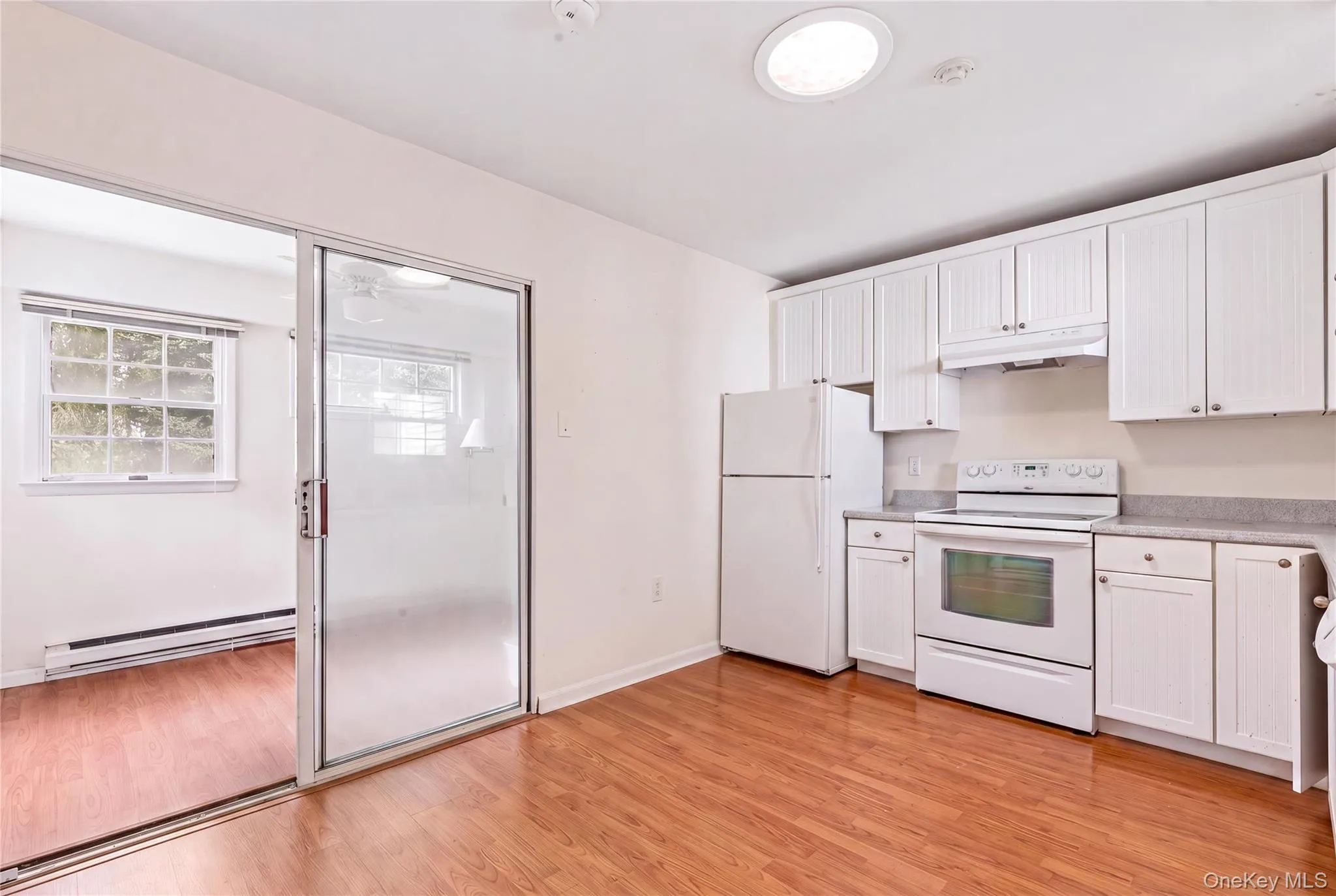 15 Forge Lane, Brookhaven, NY, 1 Bedroom Bedrooms, 4 Rooms Rooms,1 BathroomBathrooms,Residential,For Rent,Forge,0,1021143 15 Forge Lane, Brookhaven, NY, 1 Bedroom Bedrooms, 4 Rooms Rooms,1 BathroomBathrooms,Residential,For Rent,Forge,0,1021143