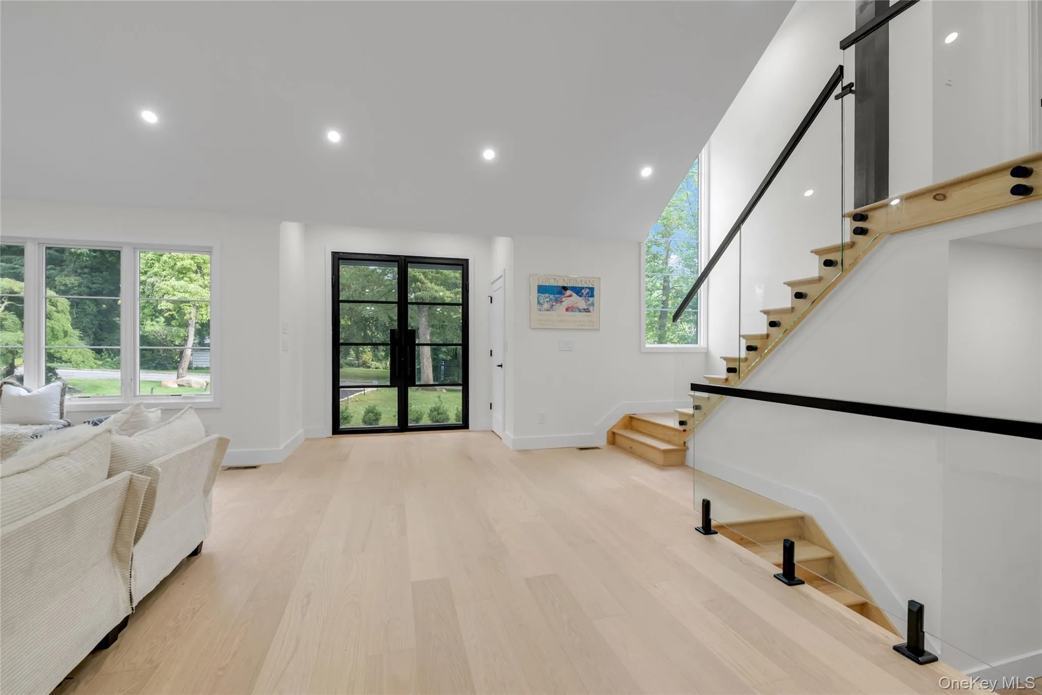 28 Red Brook Road, North Hempstead, NY, 5 Bedrooms Bedrooms, 8 Rooms Rooms,3 BathroomsBathrooms,Residential,For Rent,Red Brook,0,1021145 28 Red Brook Road, North Hempstead, NY, 5 Bedrooms Bedrooms, 8 Rooms Rooms,3 BathroomsBathrooms,Residential,For Rent,Red Brook,0,1021145