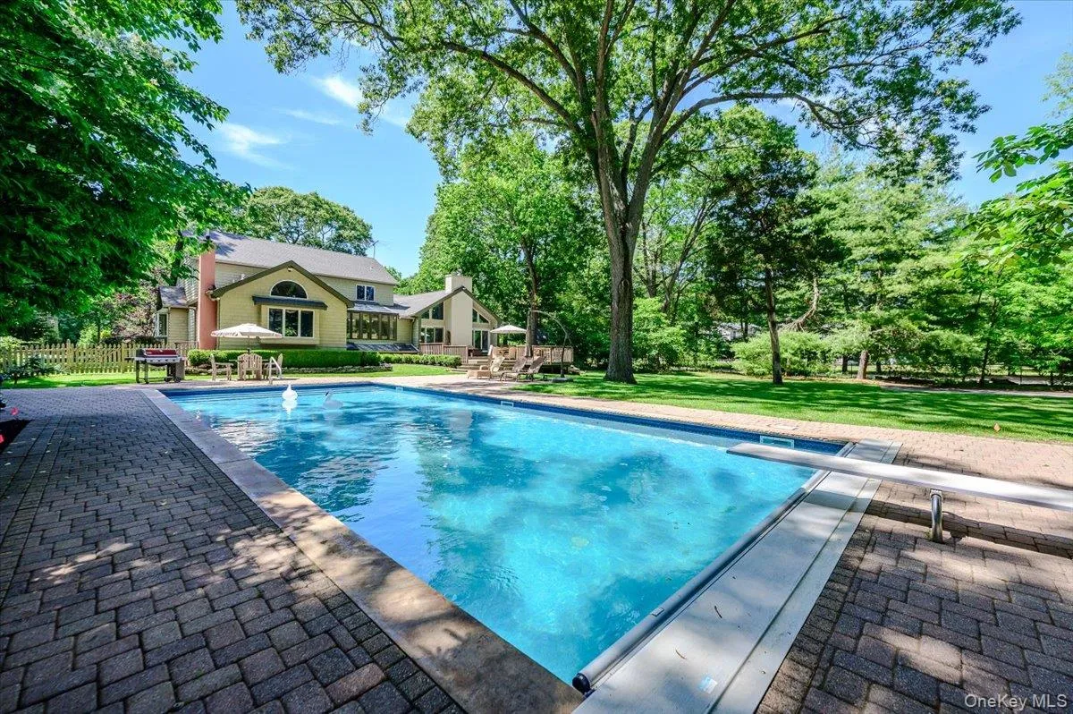 33 Meadow Farm Road, Islip, NY, 6 Bedrooms Bedrooms, 12 Rooms Rooms,4 BathroomsBathrooms,Residential,For Rent,Meadow Farm,0,1021152 33 Meadow Farm Road, Islip, NY, 6 Bedrooms Bedrooms, 12 Rooms Rooms,4 BathroomsBathrooms,Residential,For Rent,Meadow Farm,0,1021152