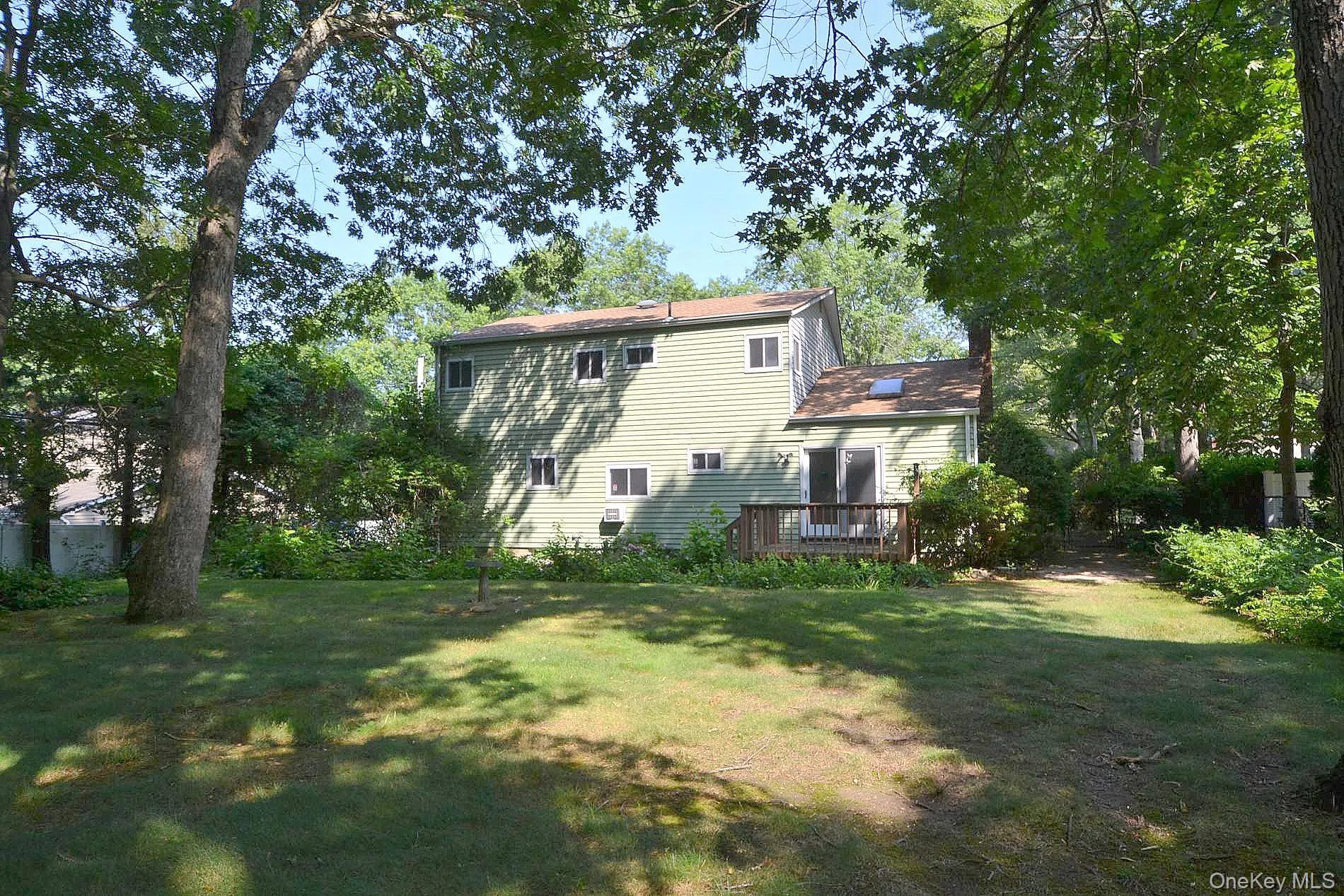 39 Sheryl Crescent, Smithtown, NY, 5 Bedrooms Bedrooms, 8 Rooms Rooms,3 BathroomsBathrooms,Residential,For Rent,Sheryl,0,1021153 39 Sheryl Crescent, Smithtown, NY, 5 Bedrooms Bedrooms, 8 Rooms Rooms,3 BathroomsBathrooms,Residential,For Rent,Sheryl,0,1021153