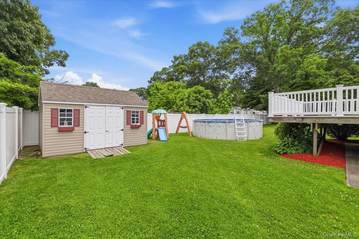 105 Greenhaven Drive, Brookhaven, NY, 3 Bedrooms Bedrooms, 10 Rooms Rooms,2 BathroomsBathrooms,Residential,For Rent,Greenhaven,0,1021156 105 Greenhaven Drive, Brookhaven, NY, 3 Bedrooms Bedrooms, 10 Rooms Rooms,2 BathroomsBathrooms,Residential,For Rent,Greenhaven,0,1021156