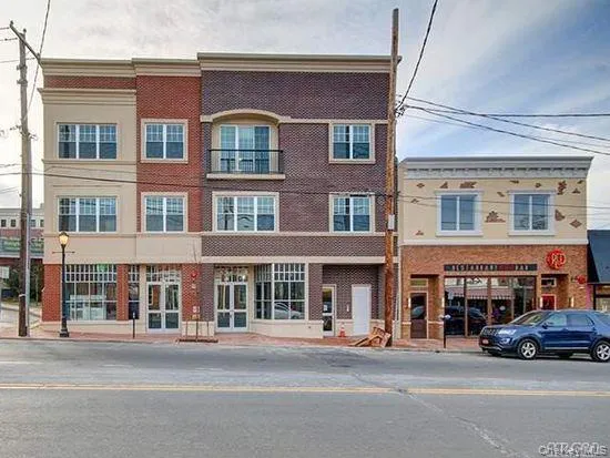 425 New York Avenue, Huntington, NY, 2 Bedrooms Bedrooms, 5 Rooms Rooms,2 BathroomsBathrooms,Residential Lease,For Rent,New York,0,1021160 425 New York Avenue, Huntington, NY, 2 Bedrooms Bedrooms, 5 Rooms Rooms,2 BathroomsBathrooms,Residential Lease,For Rent,New York,0,1021160