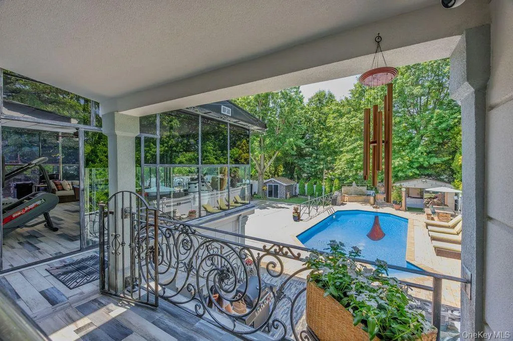 2696 Clubhouse Road, Hempstead, NY, 4 Bedrooms Bedrooms, 8 Rooms Rooms,3 BathroomsBathrooms,Residential,For Rent,Clubhouse,0,1021167 2696 Clubhouse Road, Hempstead, NY, 4 Bedrooms Bedrooms, 8 Rooms Rooms,3 BathroomsBathrooms,Residential,For Rent,Clubhouse,0,1021167