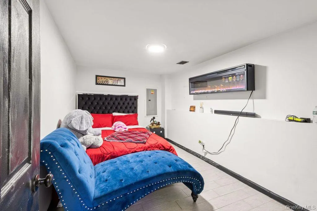 2696 Clubhouse Road, Hempstead, NY, 4 Bedrooms Bedrooms, 8 Rooms Rooms,3 BathroomsBathrooms,Residential,For Rent,Clubhouse,0,1021167 2696 Clubhouse Road, Hempstead, NY, 4 Bedrooms Bedrooms, 8 Rooms Rooms,3 BathroomsBathrooms,Residential,For Rent,Clubhouse,0,1021167