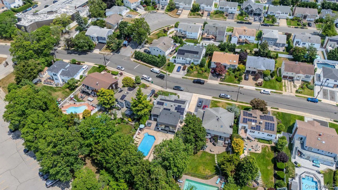 2696 Clubhouse Road, Hempstead, NY, 4 Bedrooms Bedrooms, 8 Rooms Rooms,3 BathroomsBathrooms,Residential,For Rent,Clubhouse,0,1021167 2696 Clubhouse Road, Hempstead, NY, 4 Bedrooms Bedrooms, 8 Rooms Rooms,3 BathroomsBathrooms,Residential,For Rent,Clubhouse,0,1021167
