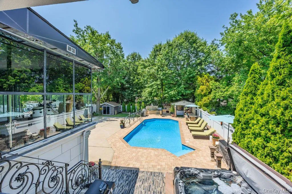 2696 Clubhouse Road, Hempstead, NY, 4 Bedrooms Bedrooms, 8 Rooms Rooms,3 BathroomsBathrooms,Residential,For Rent,Clubhouse,0,1021167 2696 Clubhouse Road, Hempstead, NY, 4 Bedrooms Bedrooms, 8 Rooms Rooms,3 BathroomsBathrooms,Residential,For Rent,Clubhouse,0,1021167