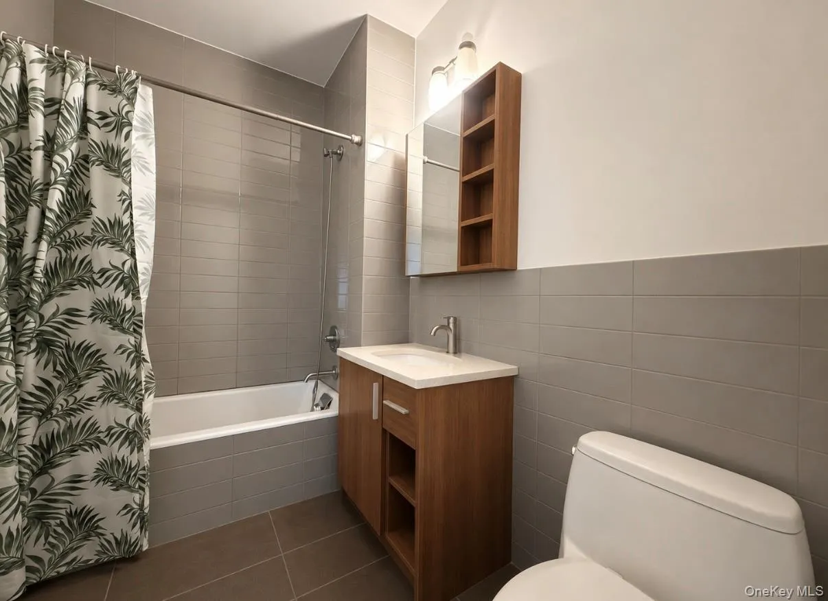 140-21 32nd Avenue, New York, NY, 1 Bedroom Bedrooms, 4 Rooms Rooms,1 BathroomBathrooms,Residential,For Rent,32nd,0,1021173 140-21 32nd Avenue, New York, NY, 1 Bedroom Bedrooms, 4 Rooms Rooms,1 BathroomBathrooms,Residential,For Rent,32nd,0,1021173