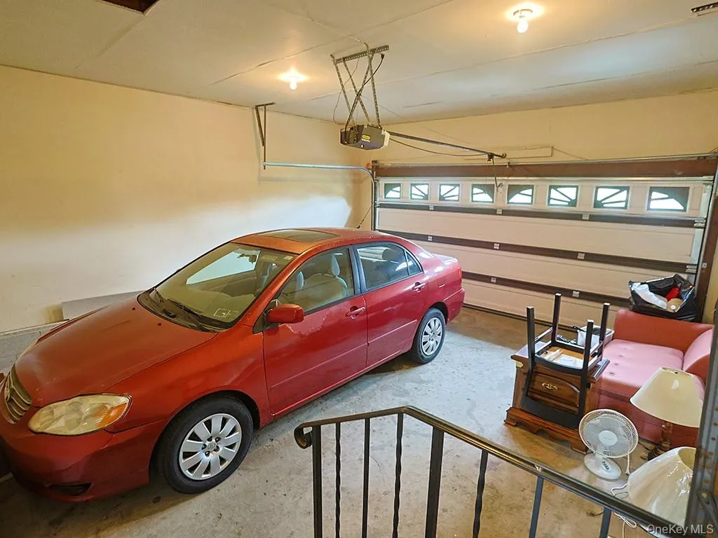 25 Georges Road, Middletown, NY, 4 Bedrooms Bedrooms, 11 Rooms Rooms,2 BathroomsBathrooms,Residential,For Rent,Georges,0,1021180 25 Georges Road, Middletown, NY, 4 Bedrooms Bedrooms, 11 Rooms Rooms,2 BathroomsBathrooms,Residential,For Rent,Georges,0,1021180