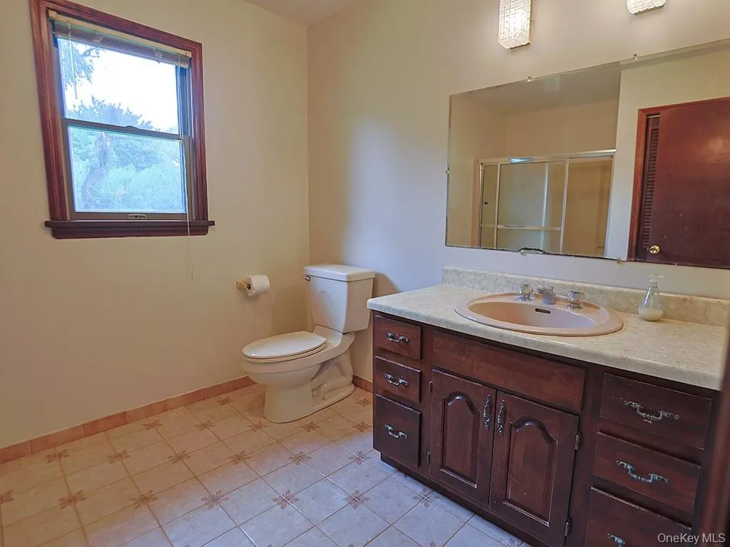 25 Georges Road, Middletown, NY, 4 Bedrooms Bedrooms, 11 Rooms Rooms,2 BathroomsBathrooms,Residential,For Rent,Georges,0,1021180 25 Georges Road, Middletown, NY, 4 Bedrooms Bedrooms, 11 Rooms Rooms,2 BathroomsBathrooms,Residential,For Rent,Georges,0,1021180