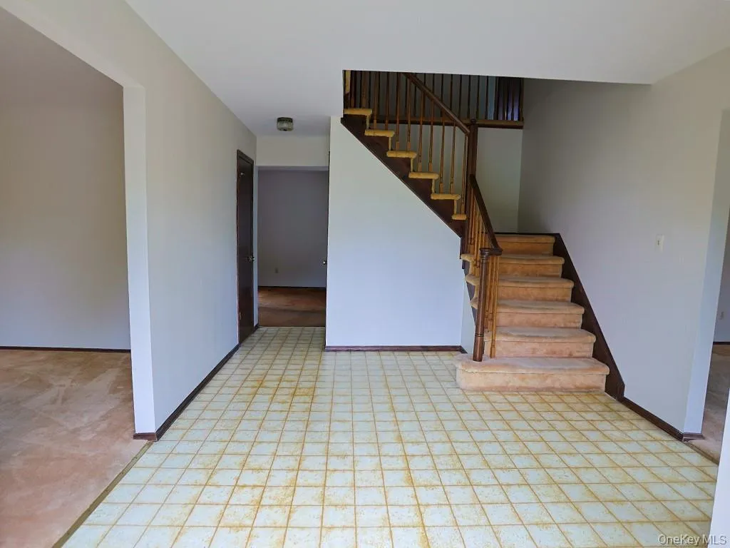 25 Georges Road, Middletown, NY, 4 Bedrooms Bedrooms, 11 Rooms Rooms,2 BathroomsBathrooms,Residential,For Rent,Georges,0,1021180 25 Georges Road, Middletown, NY, 4 Bedrooms Bedrooms, 11 Rooms Rooms,2 BathroomsBathrooms,Residential,For Rent,Georges,0,1021180