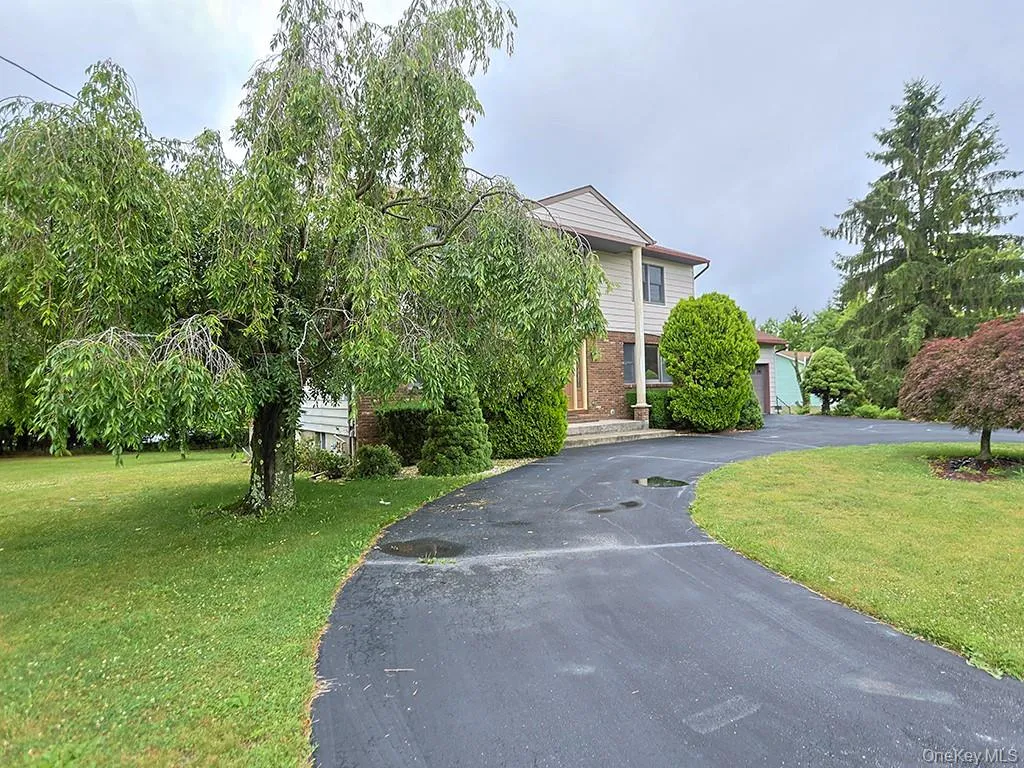 25 Georges Road, Middletown, NY, 4 Bedrooms Bedrooms, 11 Rooms Rooms,2 BathroomsBathrooms,Residential,For Rent,Georges,0,1021180 25 Georges Road, Middletown, NY, 4 Bedrooms Bedrooms, 11 Rooms Rooms,2 BathroomsBathrooms,Residential,For Rent,Georges,0,1021180