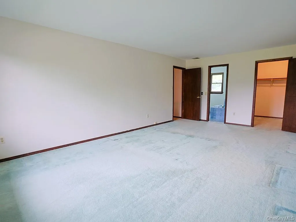 25 Georges Road, Middletown, NY, 4 Bedrooms Bedrooms, 11 Rooms Rooms,2 BathroomsBathrooms,Residential,For Rent,Georges,0,1021180 25 Georges Road, Middletown, NY, 4 Bedrooms Bedrooms, 11 Rooms Rooms,2 BathroomsBathrooms,Residential,For Rent,Georges,0,1021180