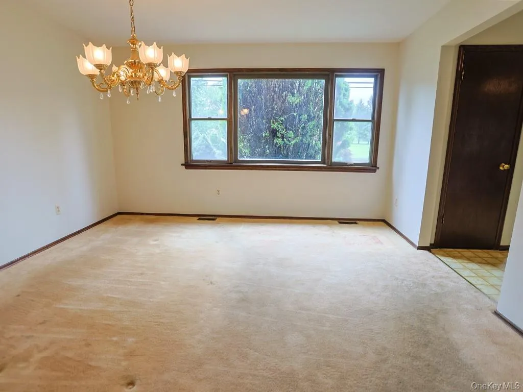 25 Georges Road, Middletown, NY, 4 Bedrooms Bedrooms, 11 Rooms Rooms,2 BathroomsBathrooms,Residential,For Rent,Georges,0,1021180 25 Georges Road, Middletown, NY, 4 Bedrooms Bedrooms, 11 Rooms Rooms,2 BathroomsBathrooms,Residential,For Rent,Georges,0,1021180